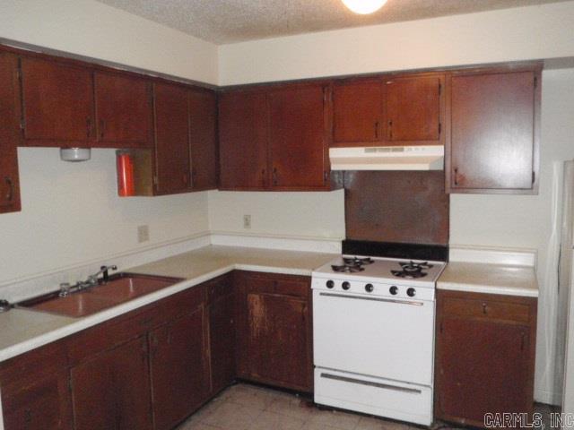 Bosheas Replat - Residential Lease