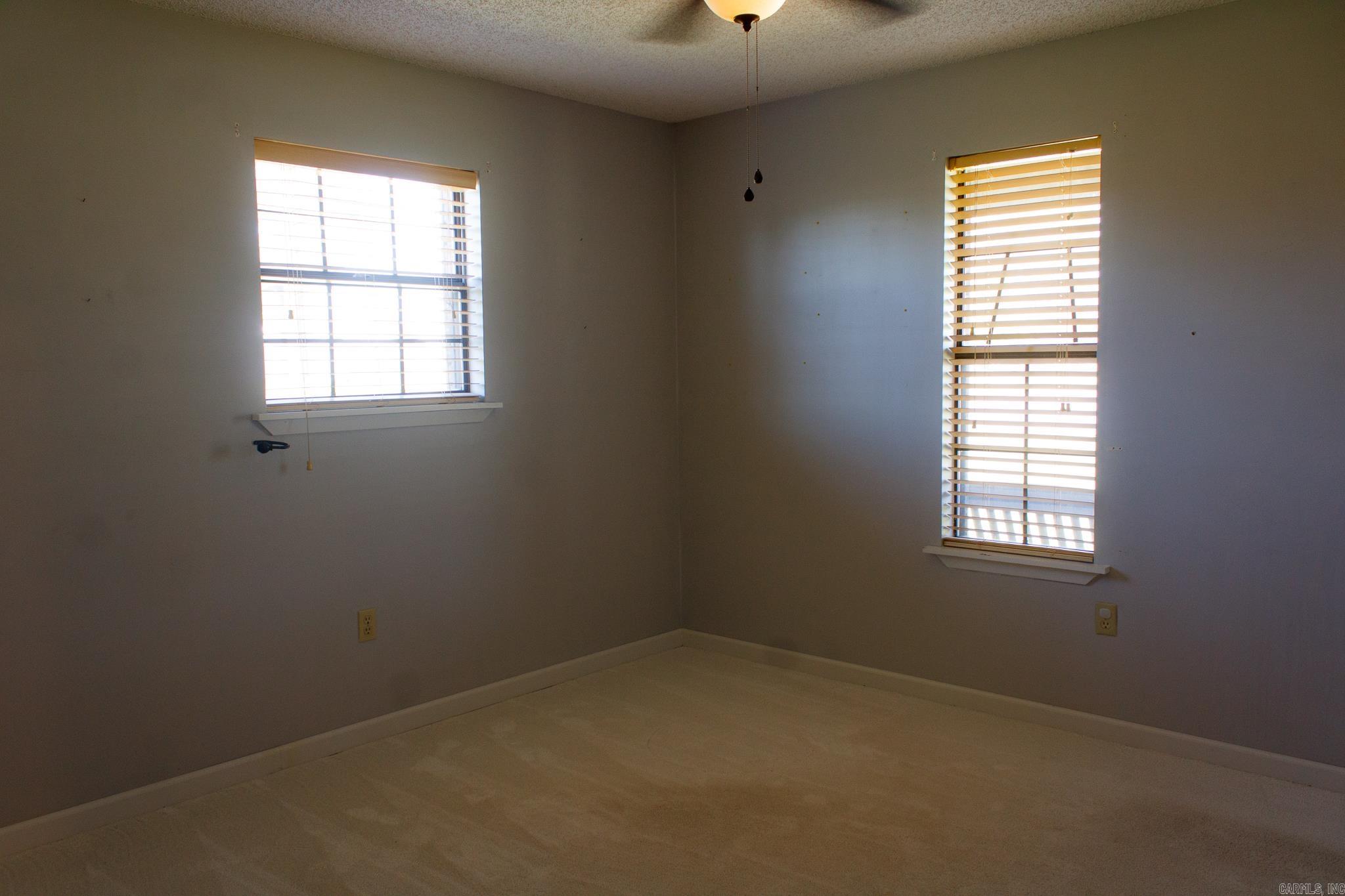 Pennys Mcccken - Residential