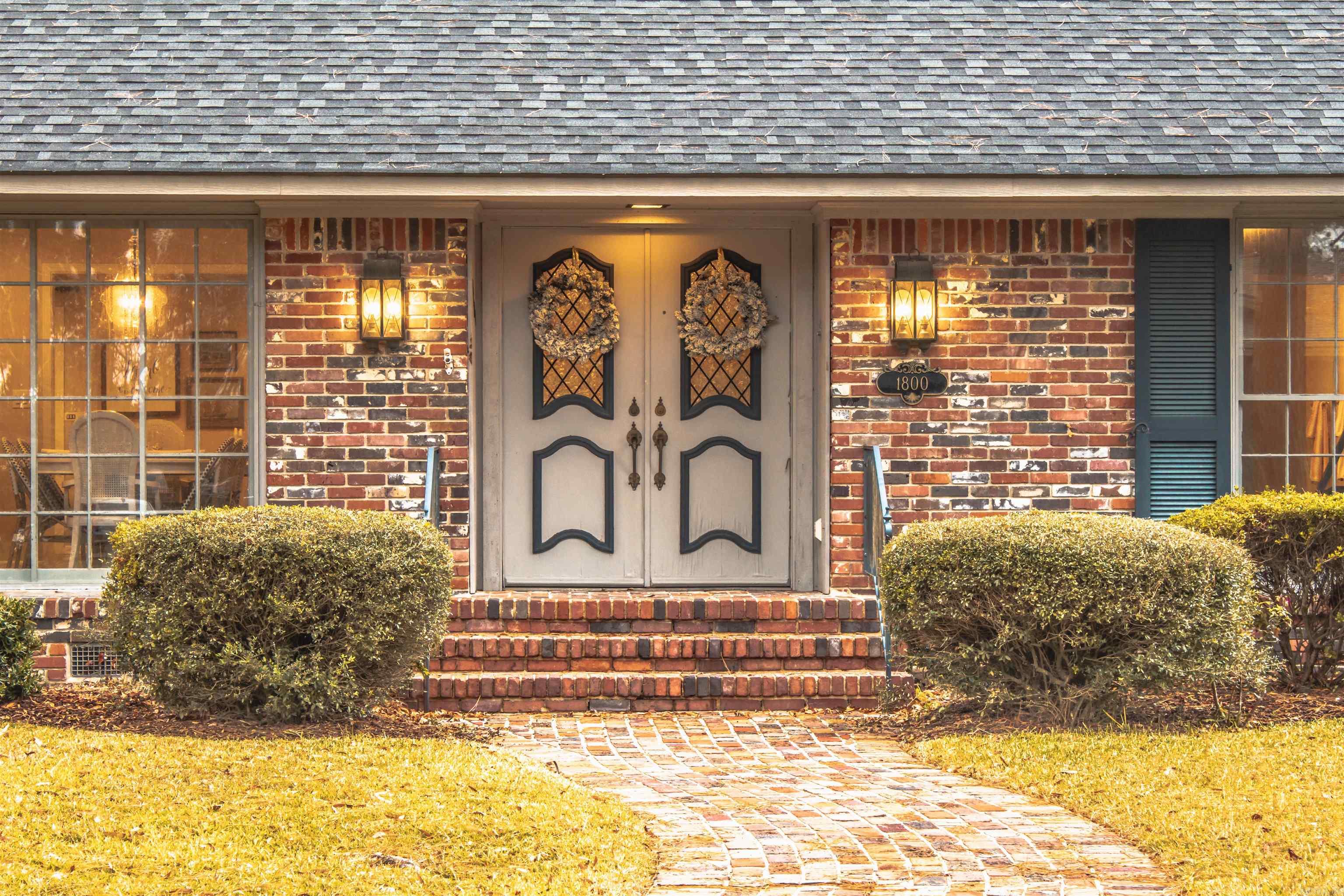 Thompson Heights - Residential