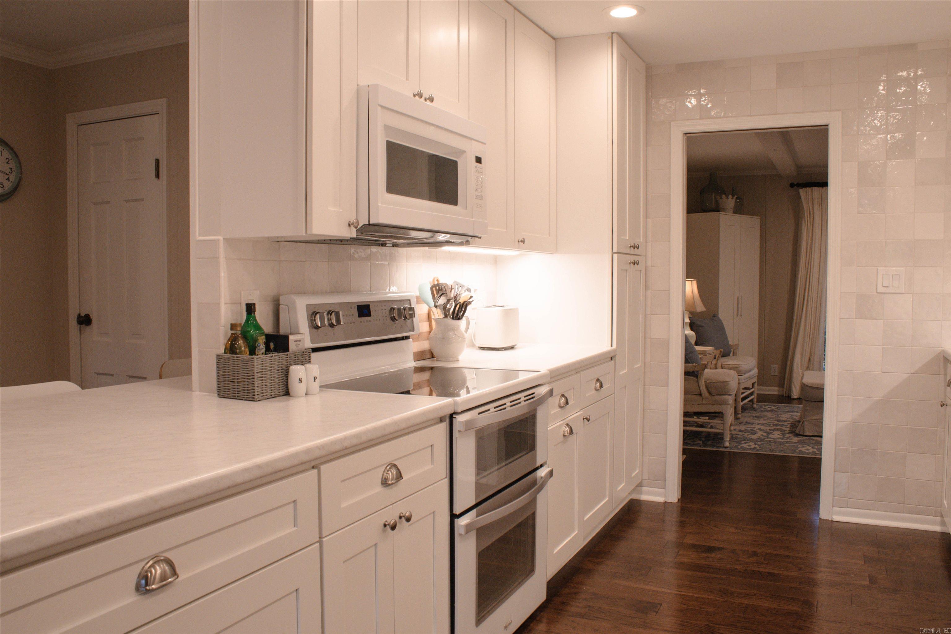 Thompson Heights - Residential