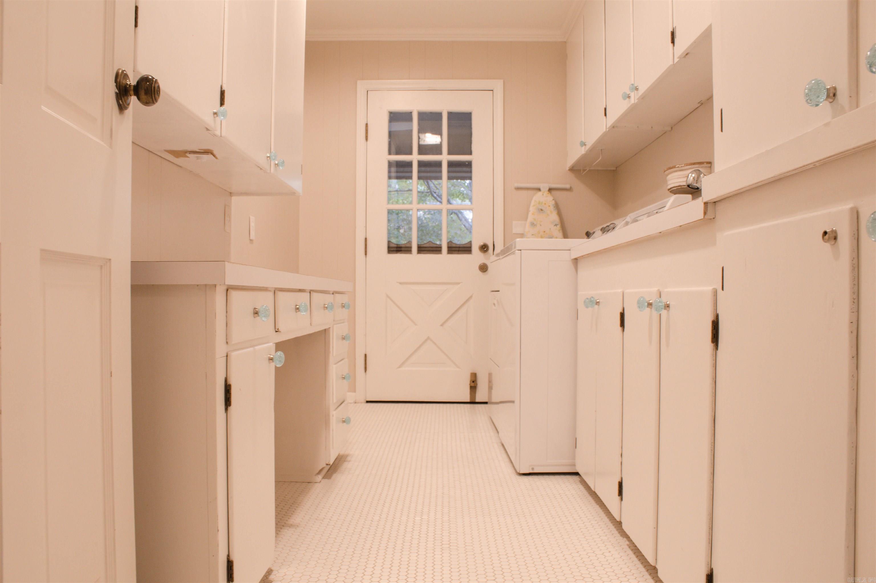 Thompson Heights - Residential