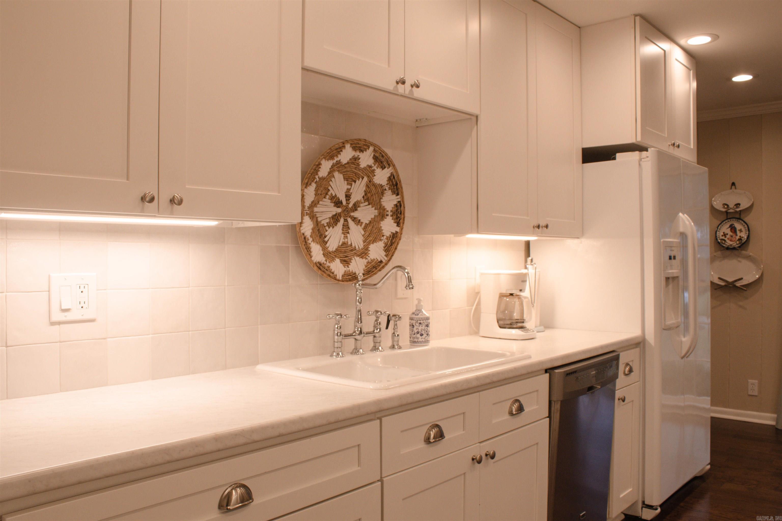 Thompson Heights - Residential