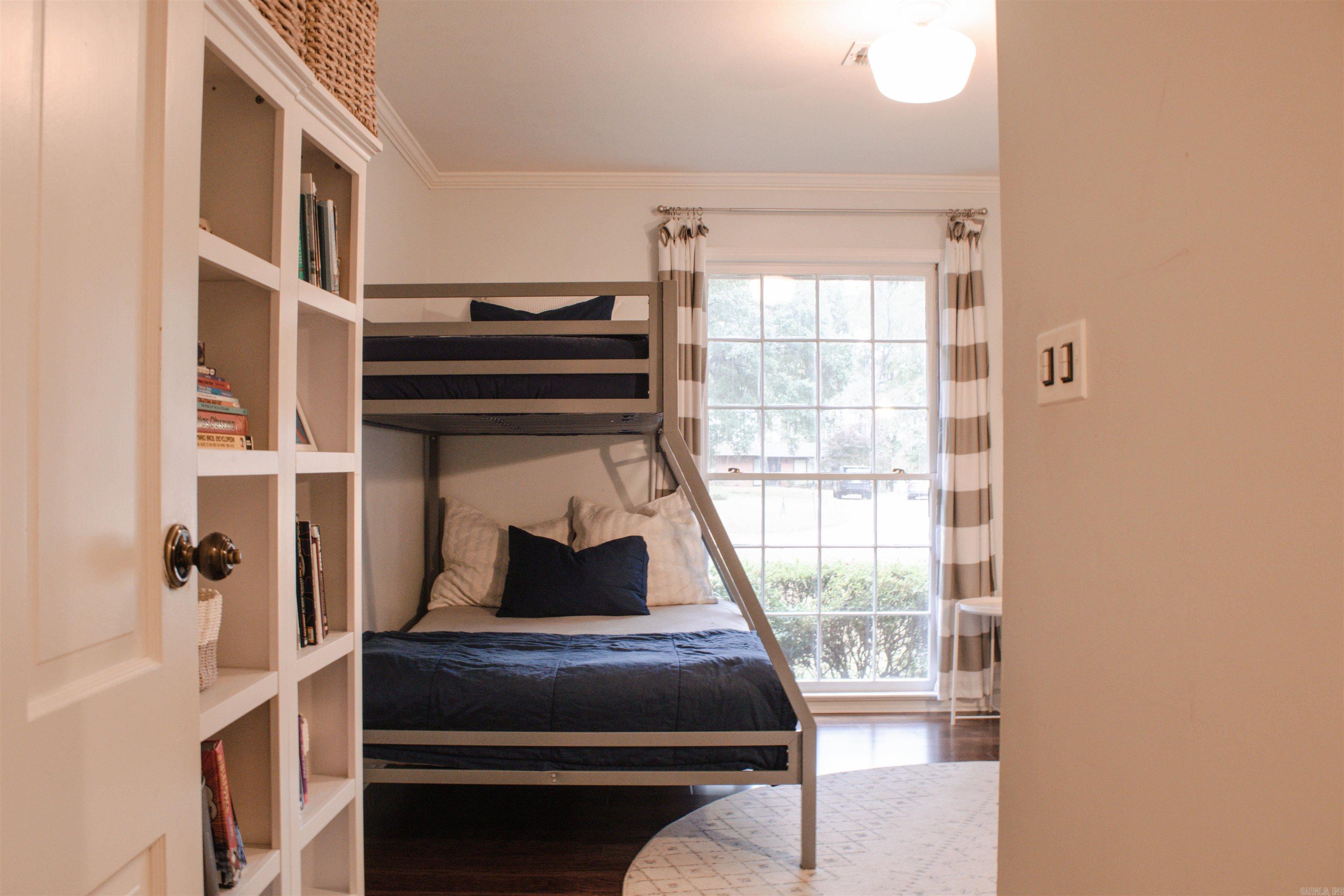 Thompson Heights - Residential