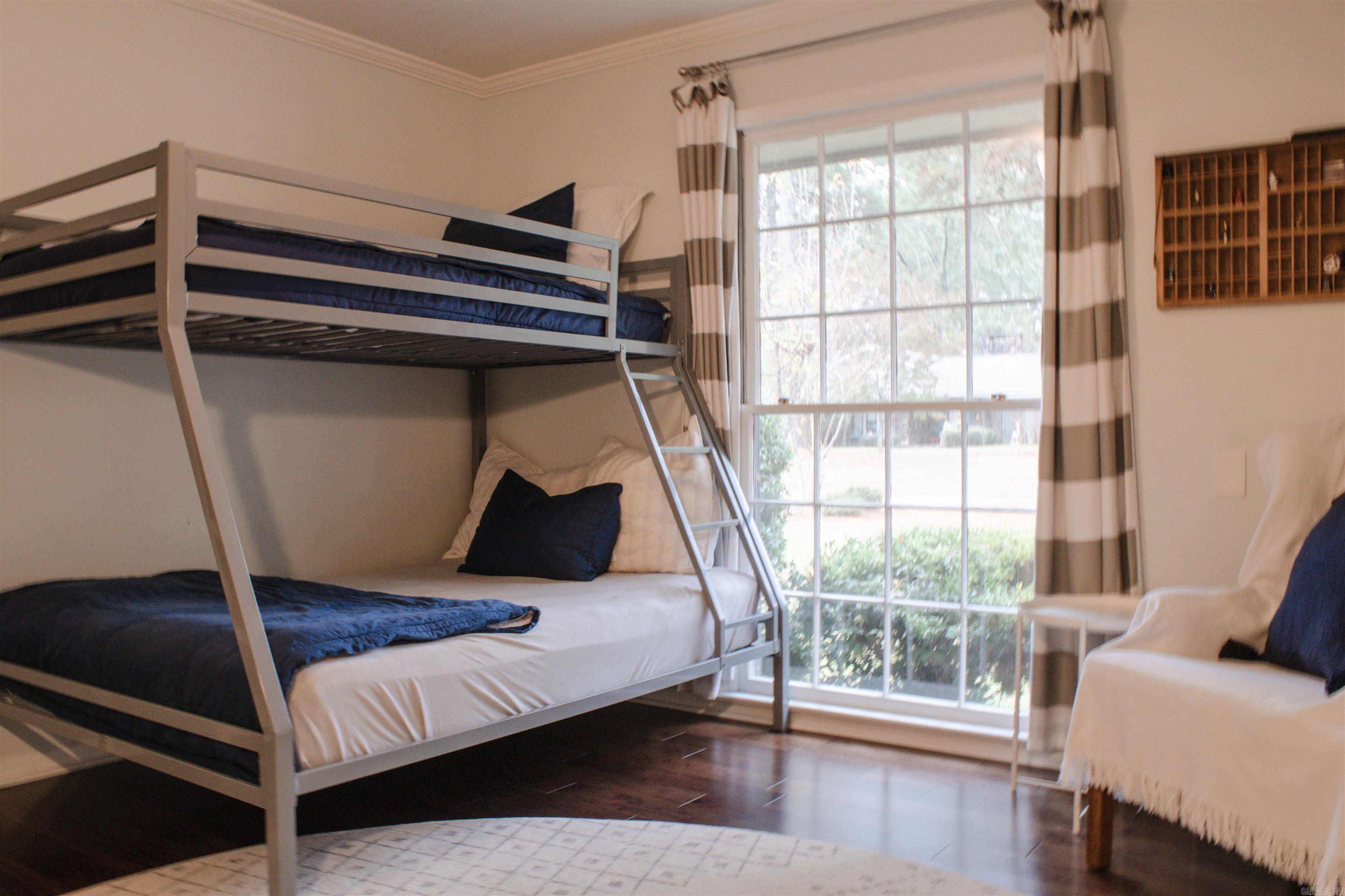 Thompson Heights - Residential