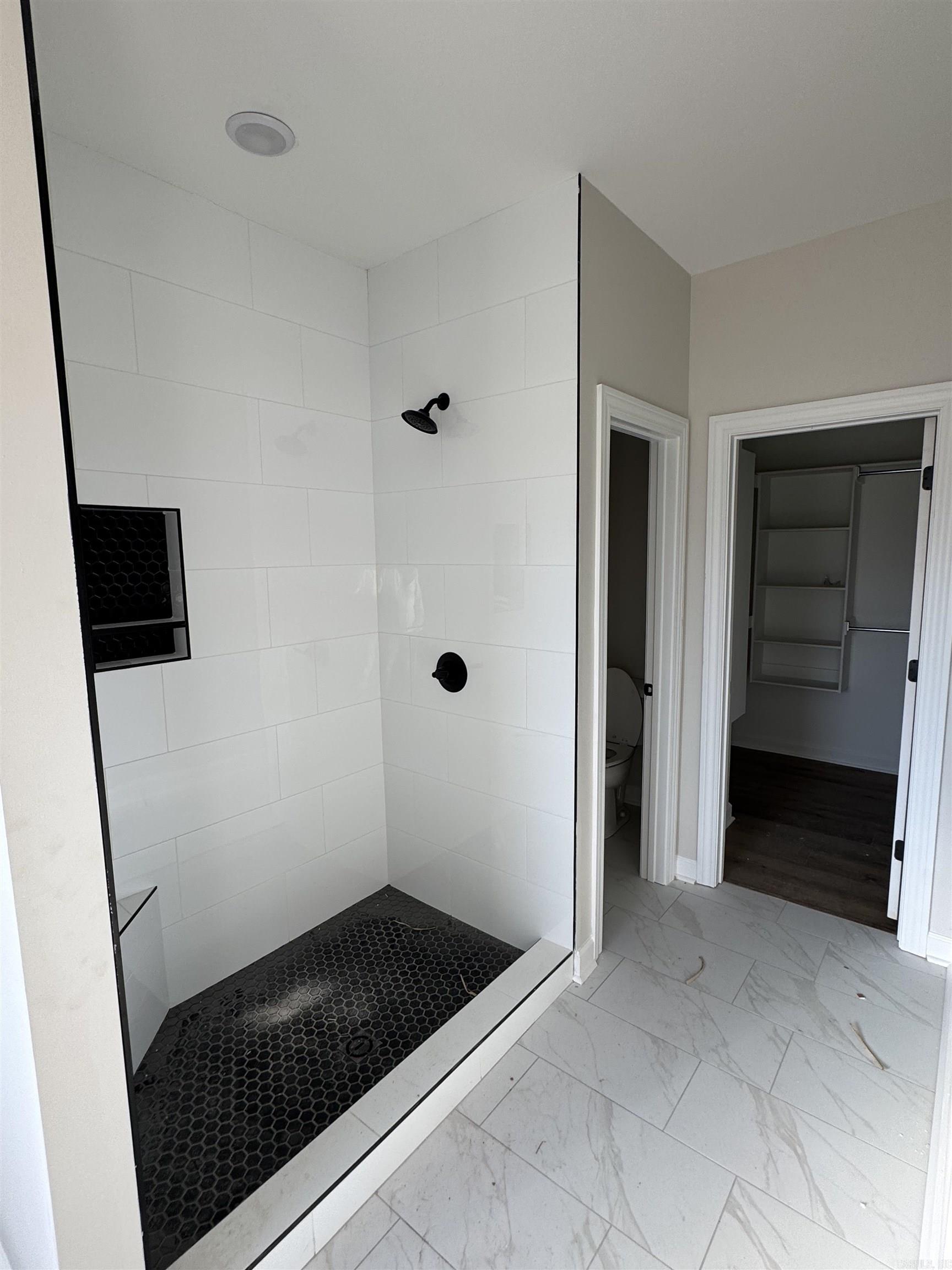 HIDDEN VALLEY ESTATES - Residential