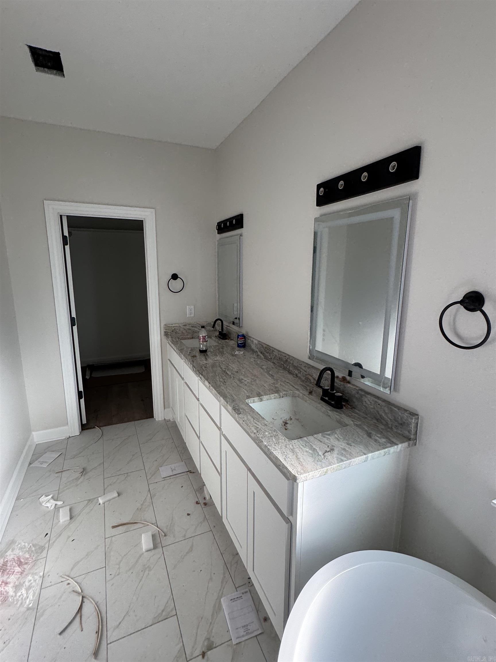 HIDDEN VALLEY ESTATES - Residential