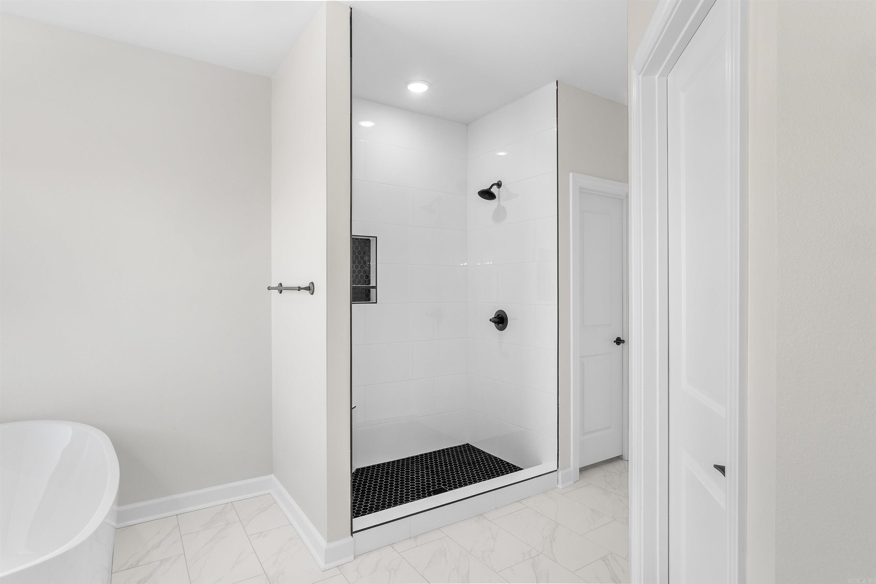 HIDDEN VALLEY ESTATES - Residential