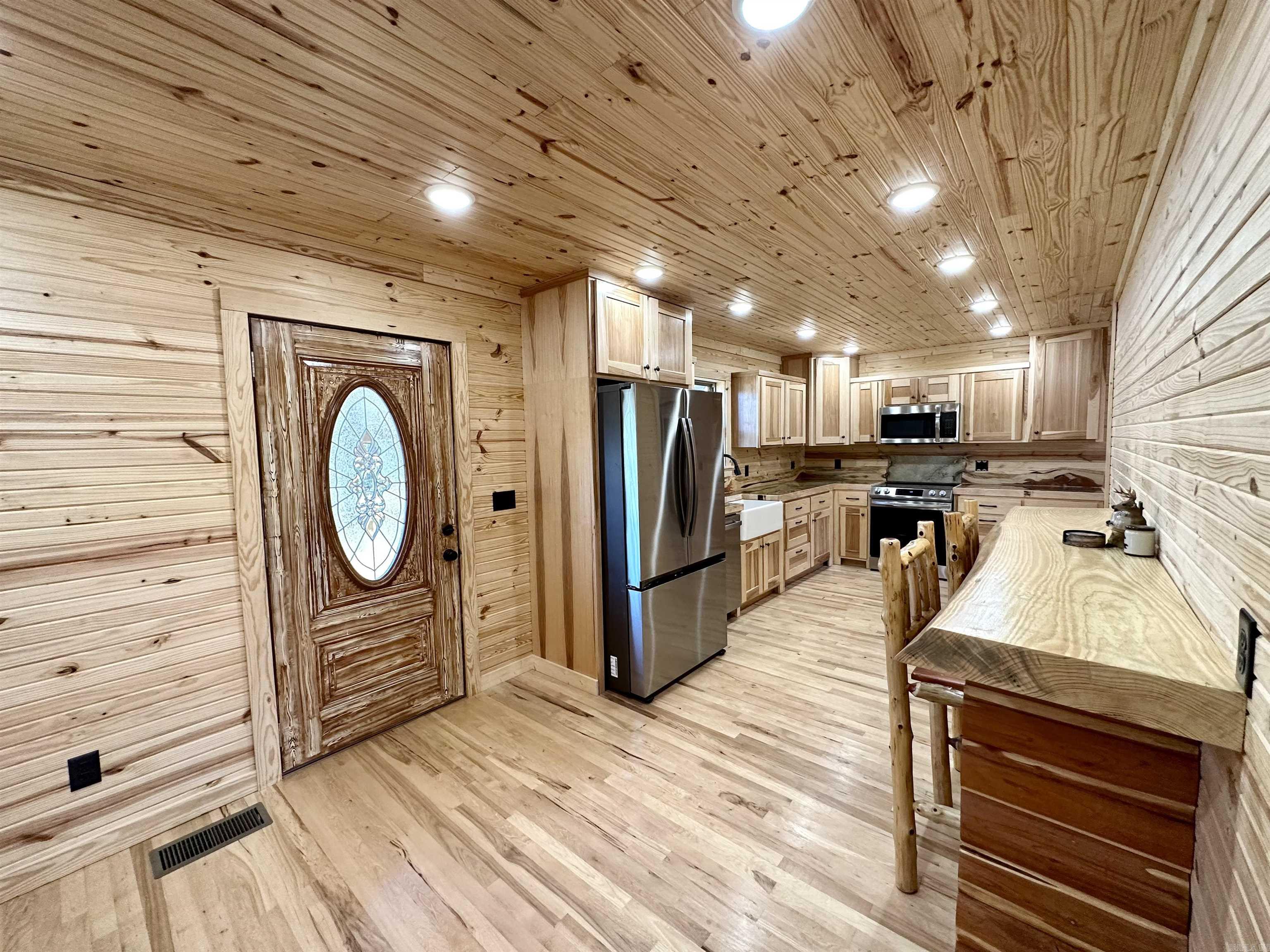 TOP OF THE LAKES EST - Residential