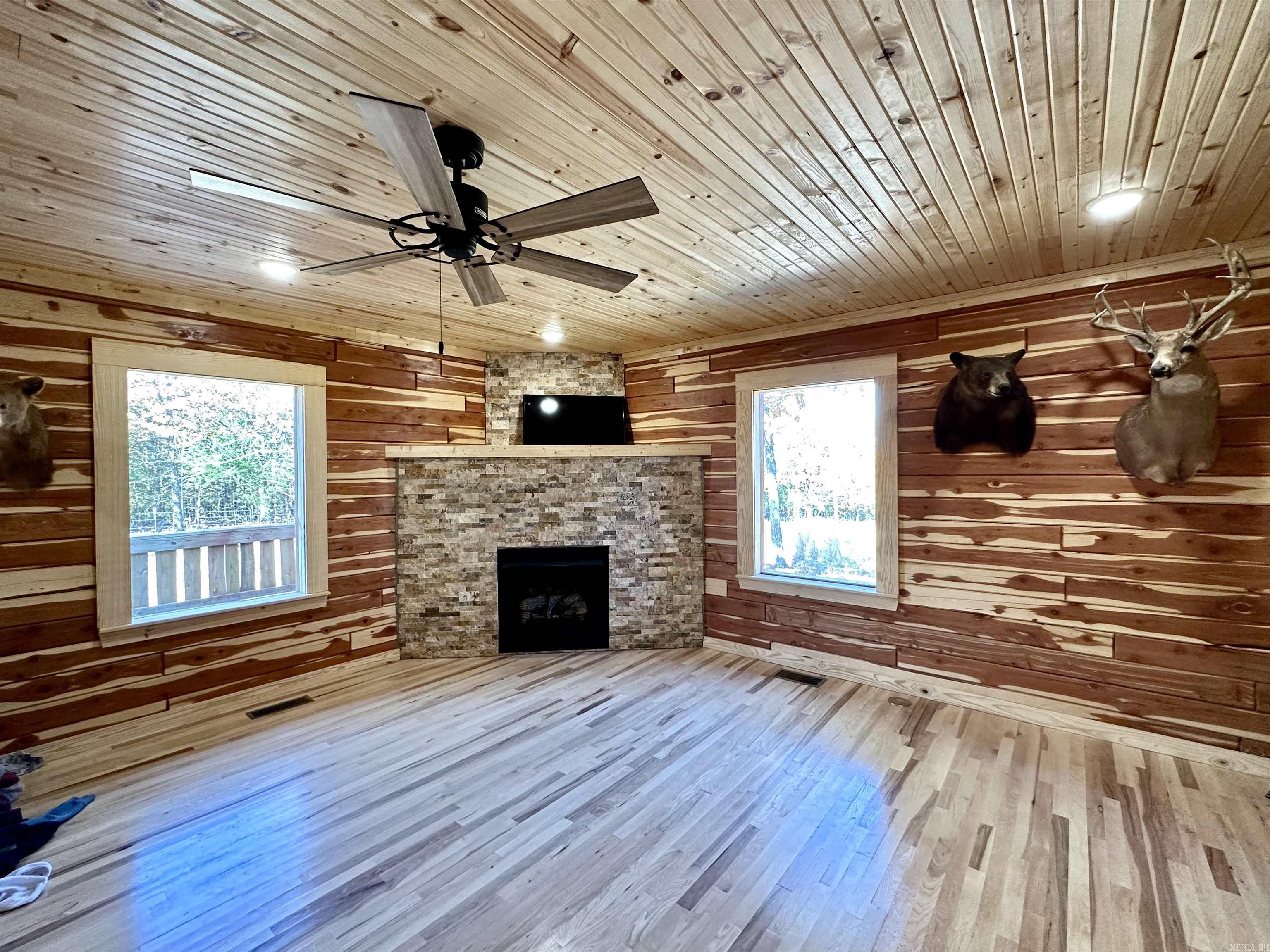 TOP OF THE LAKES EST - Residential