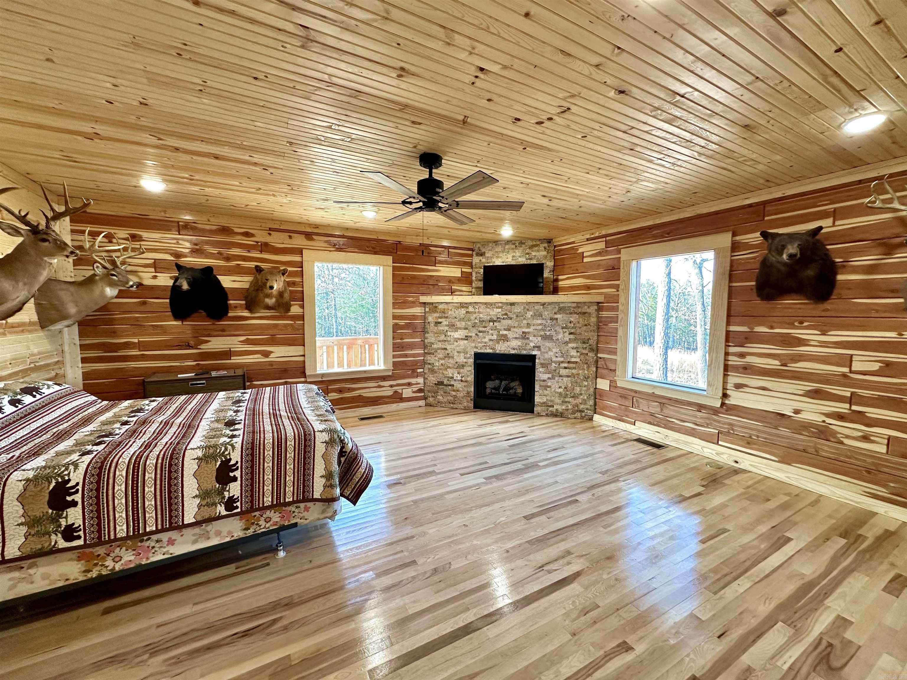 TOP OF THE LAKES EST - Residential