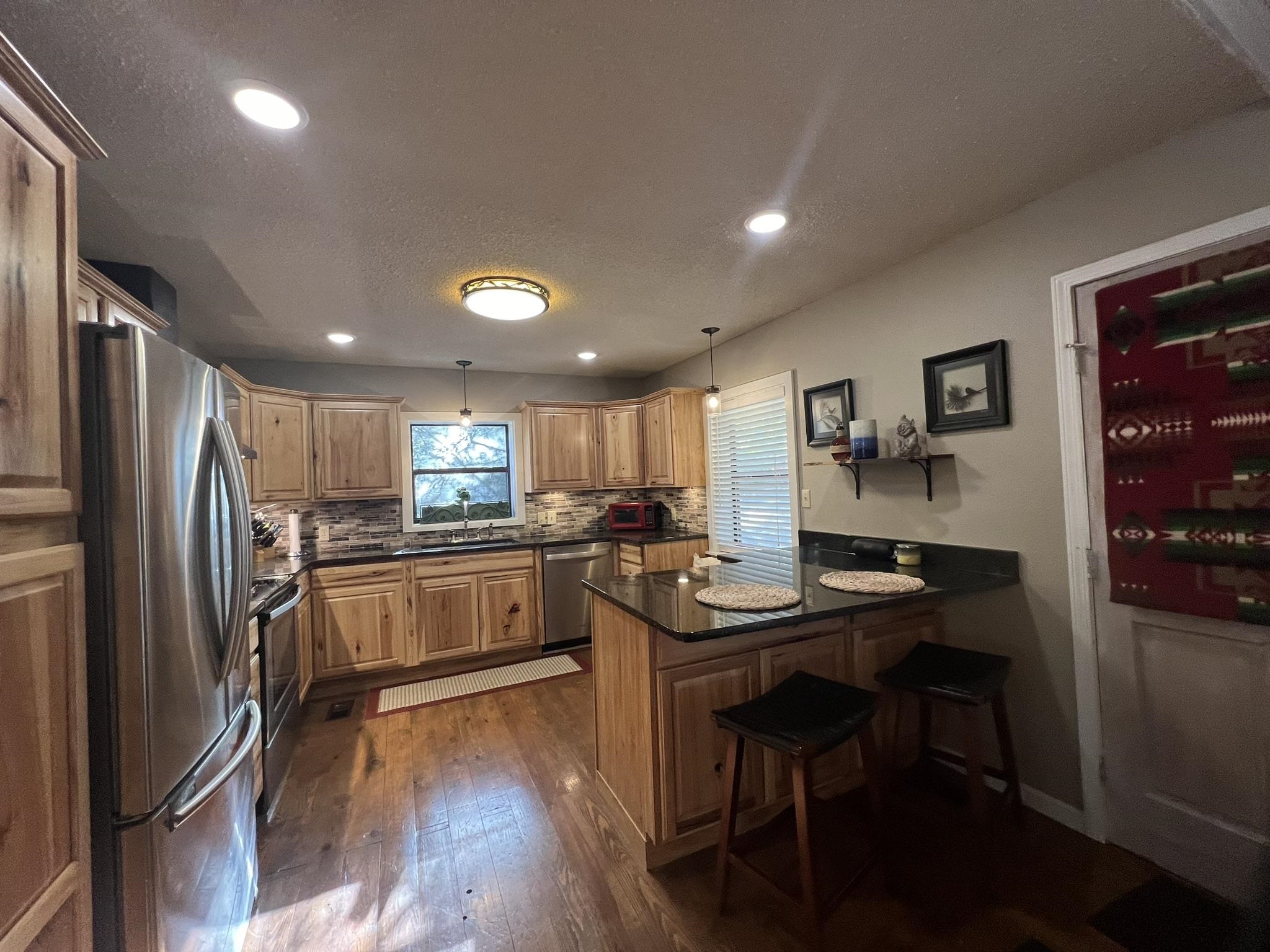 WOODLAND HILLS - Residential