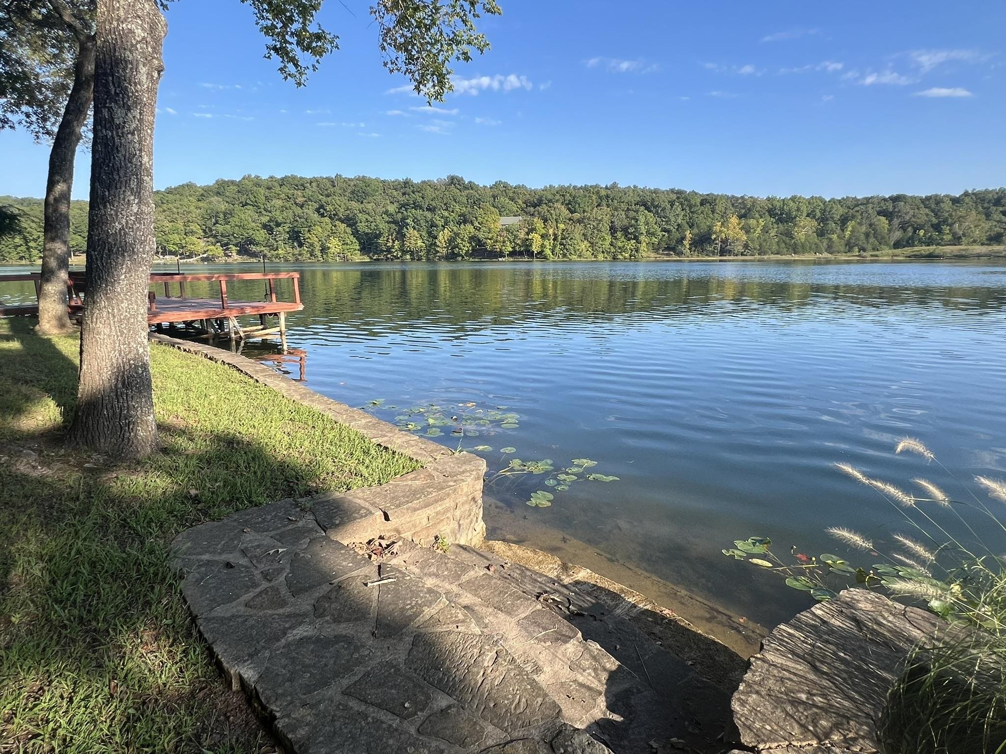 WOODLAND HILLS - Residential