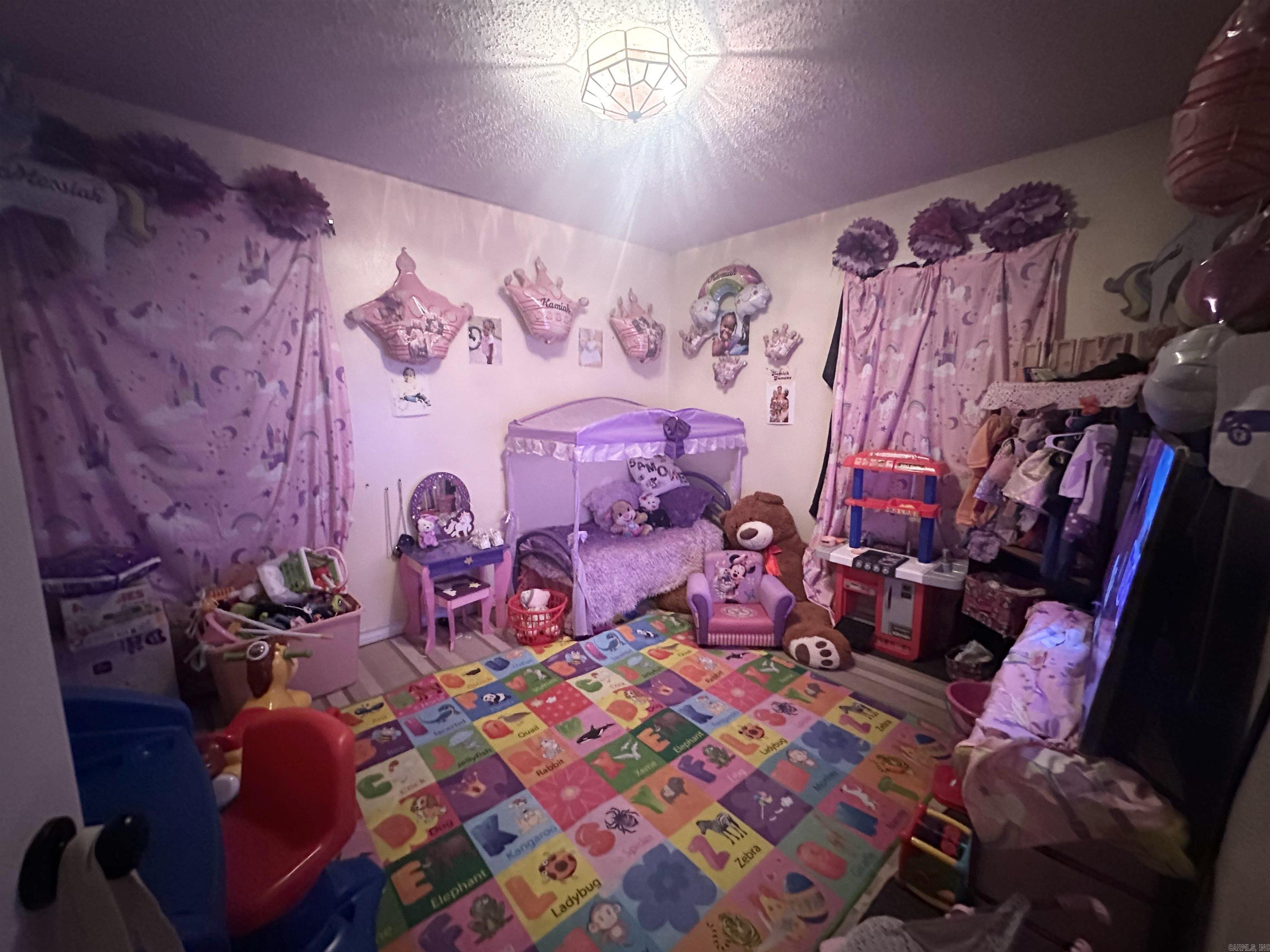 FAIRGROUND ADD - Residential