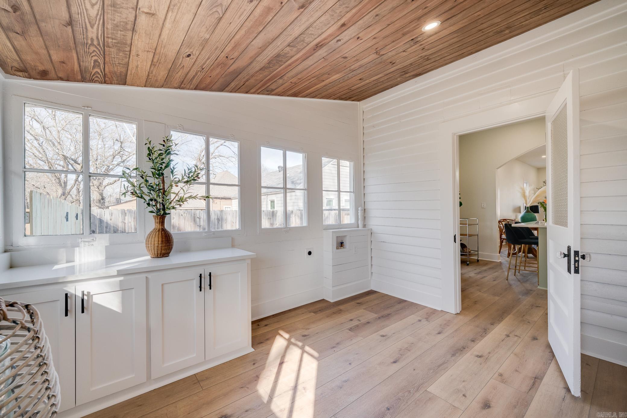 DAVIS & GARVIN - Residential