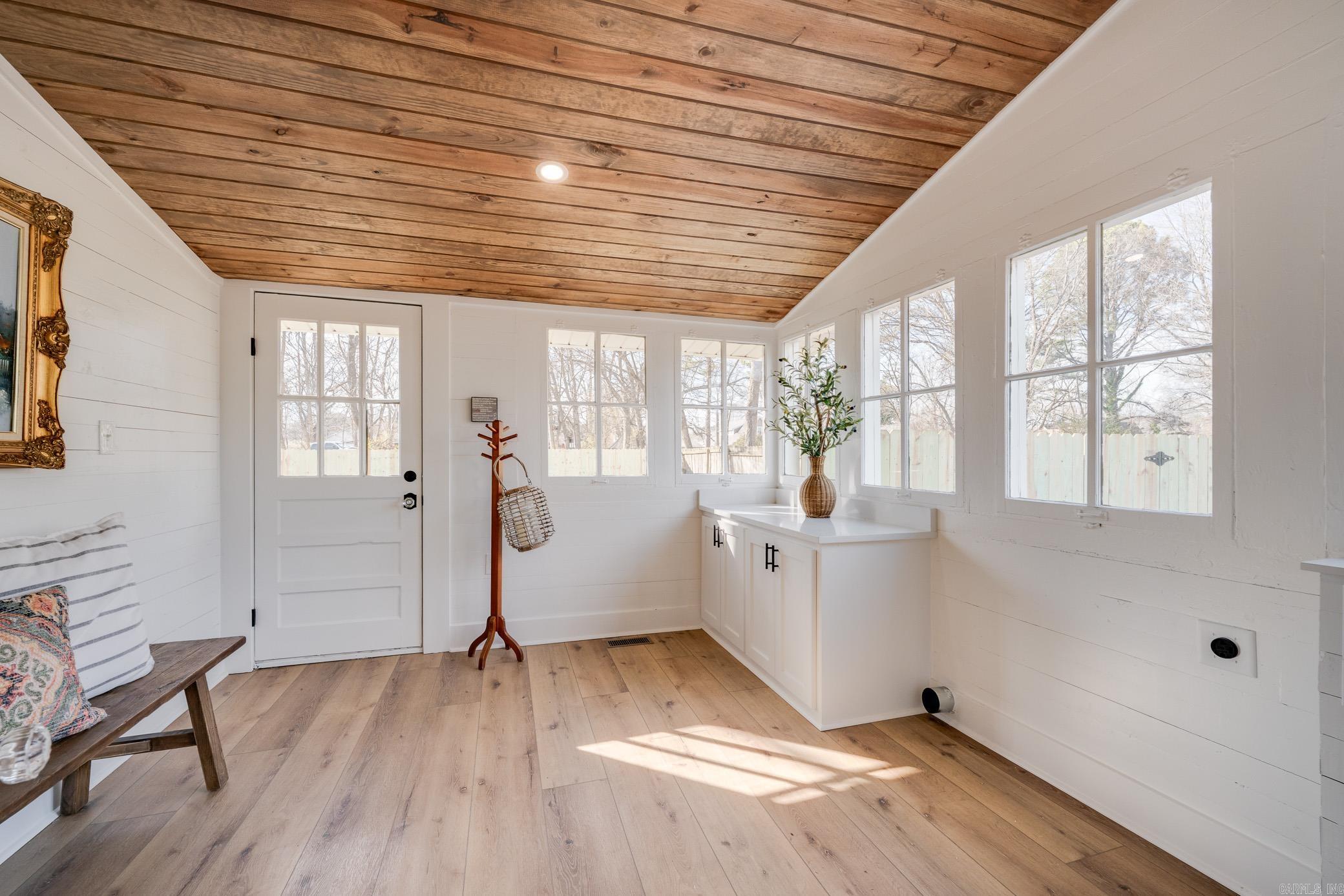 DAVIS & GARVIN - Residential