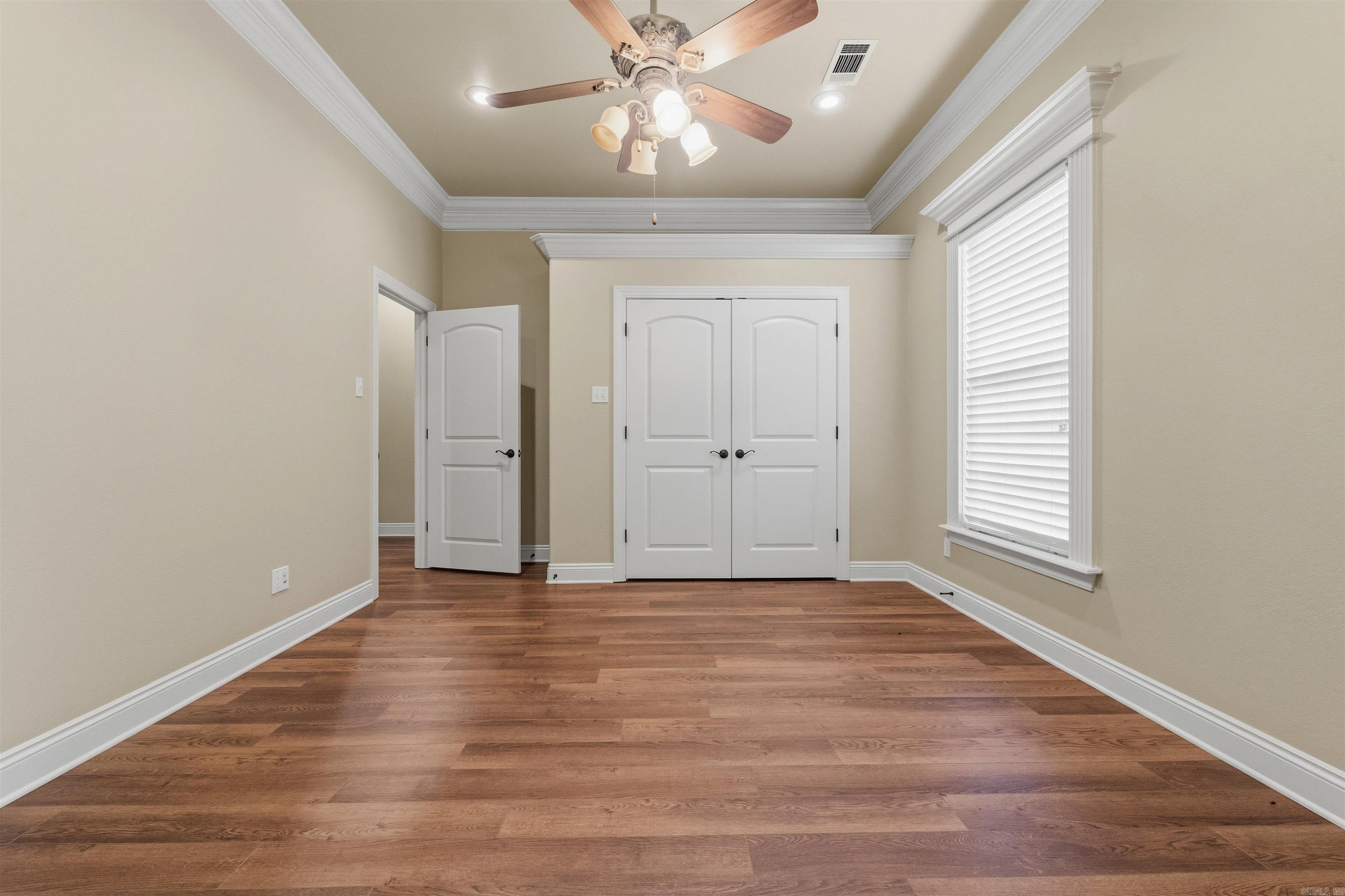 WOODMEADE - Residential