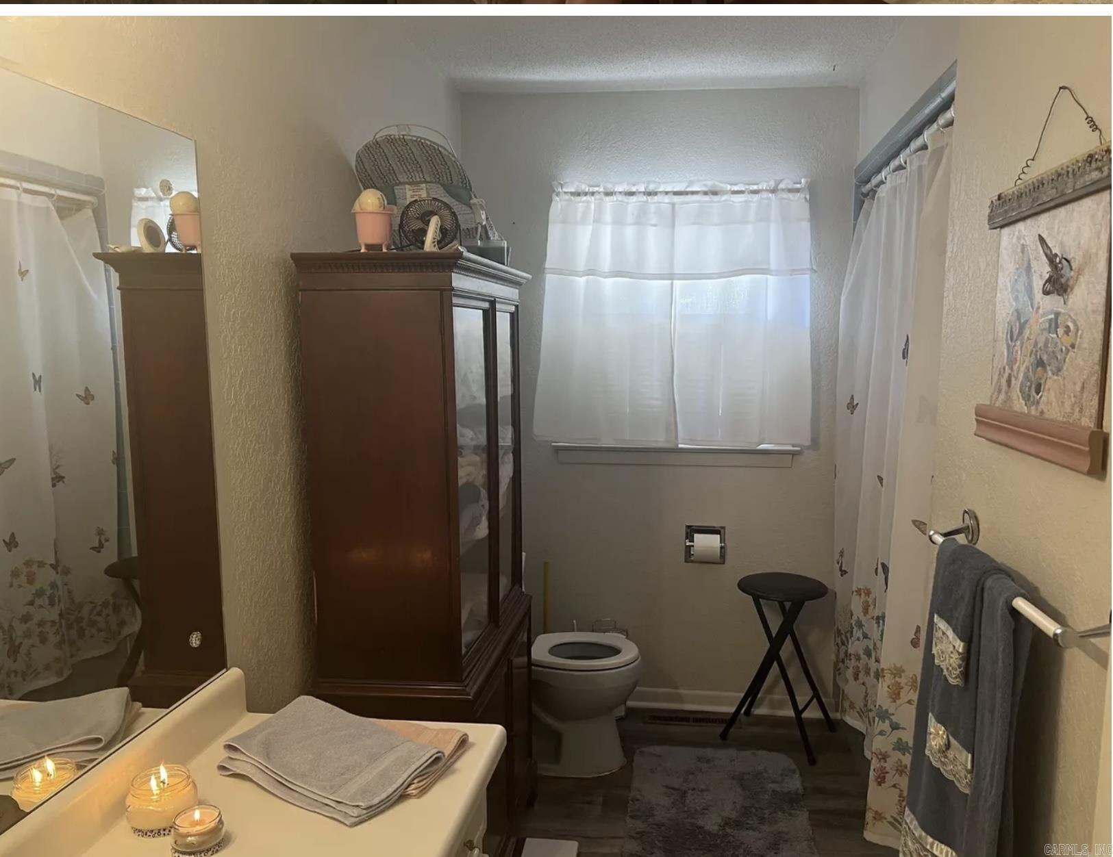 M&B PIGGOTT 2-20-8 - Residential