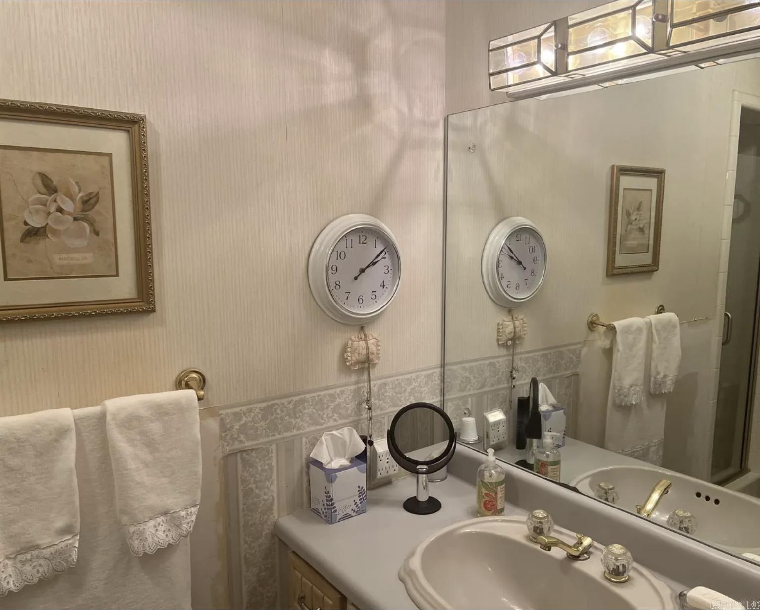 M&B PIGGOTT 2-20-8 - Residential