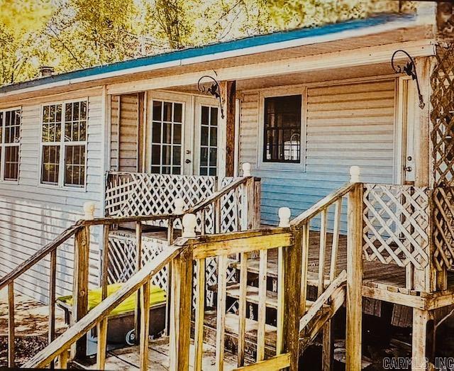 WATERFRONT COVE - Residential