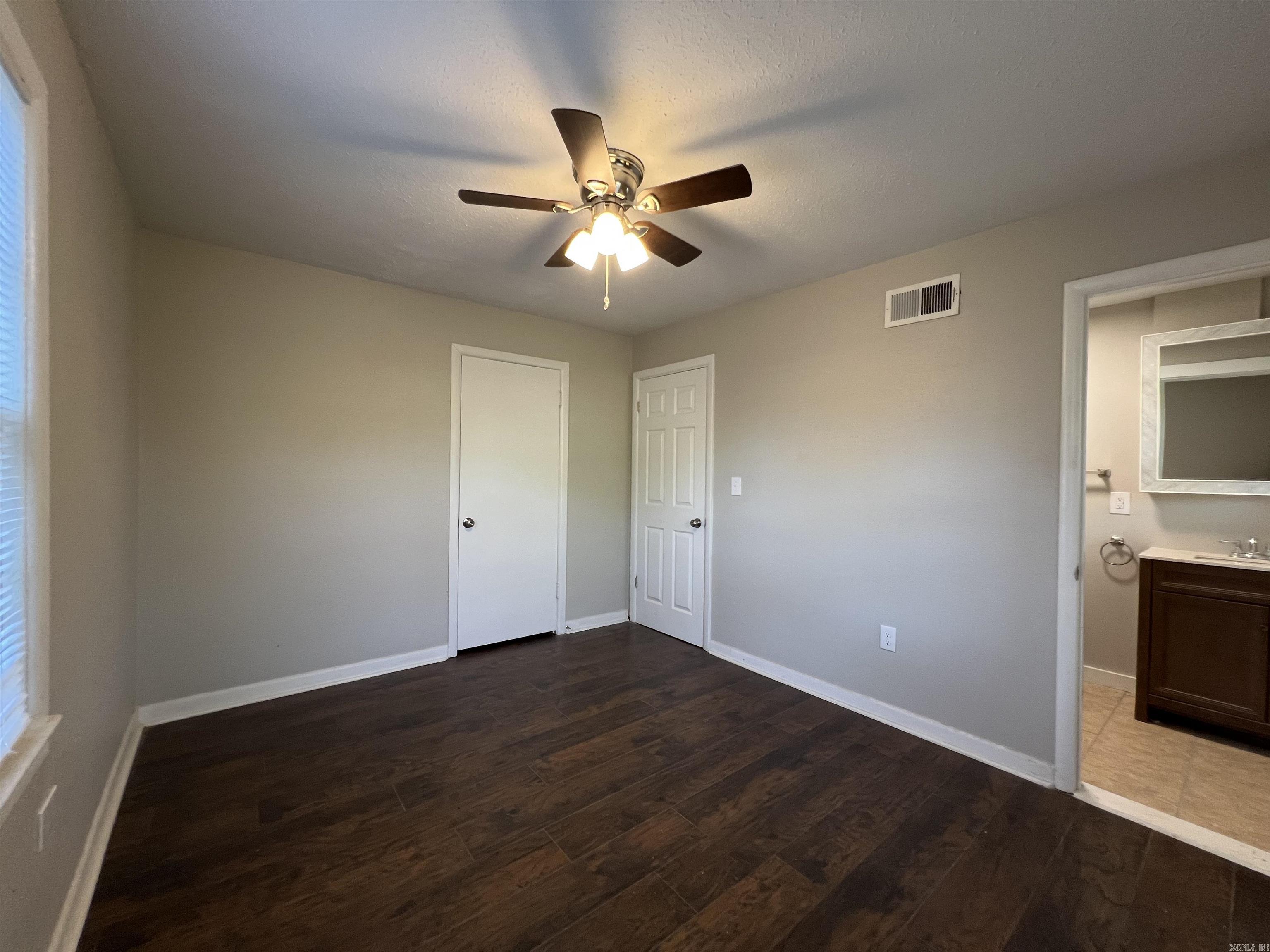 Sims 1st - Residential