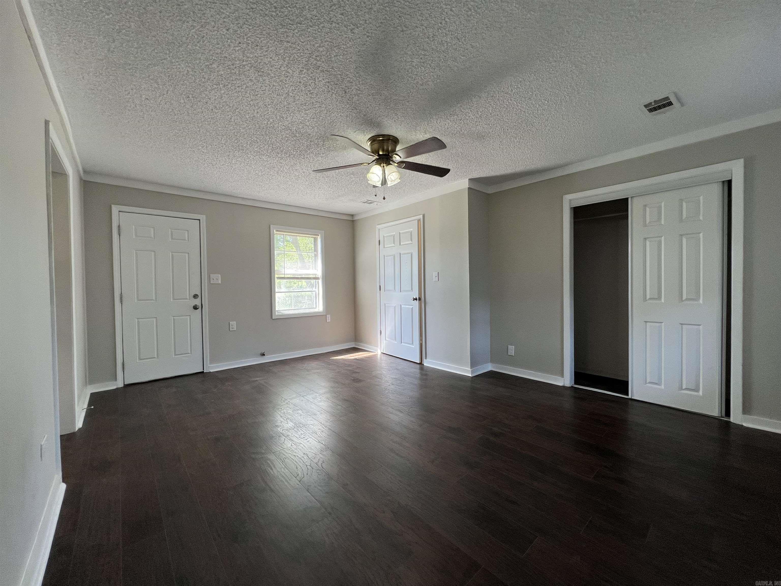 Sims 1st - Residential