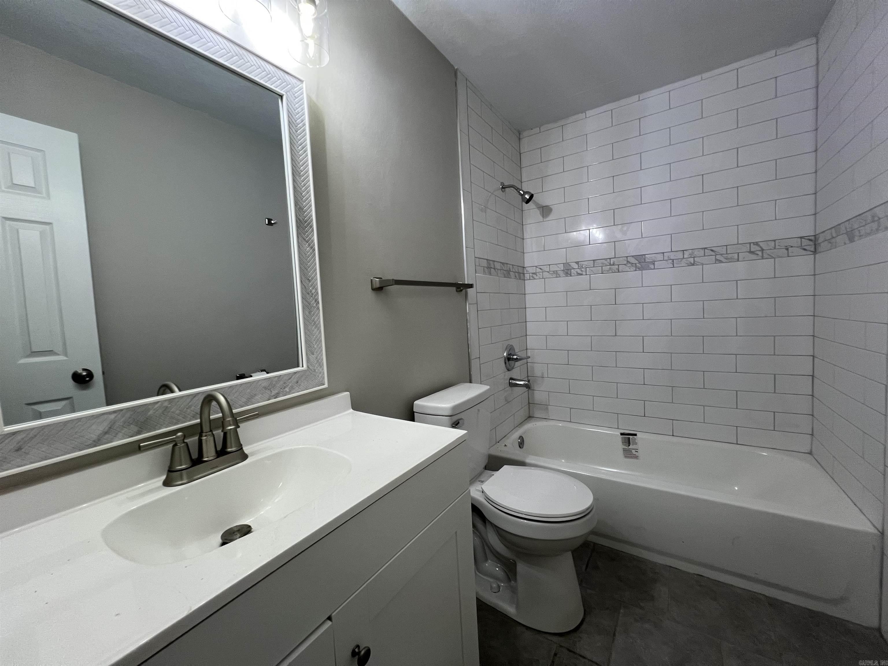 Sims 1st - Residential