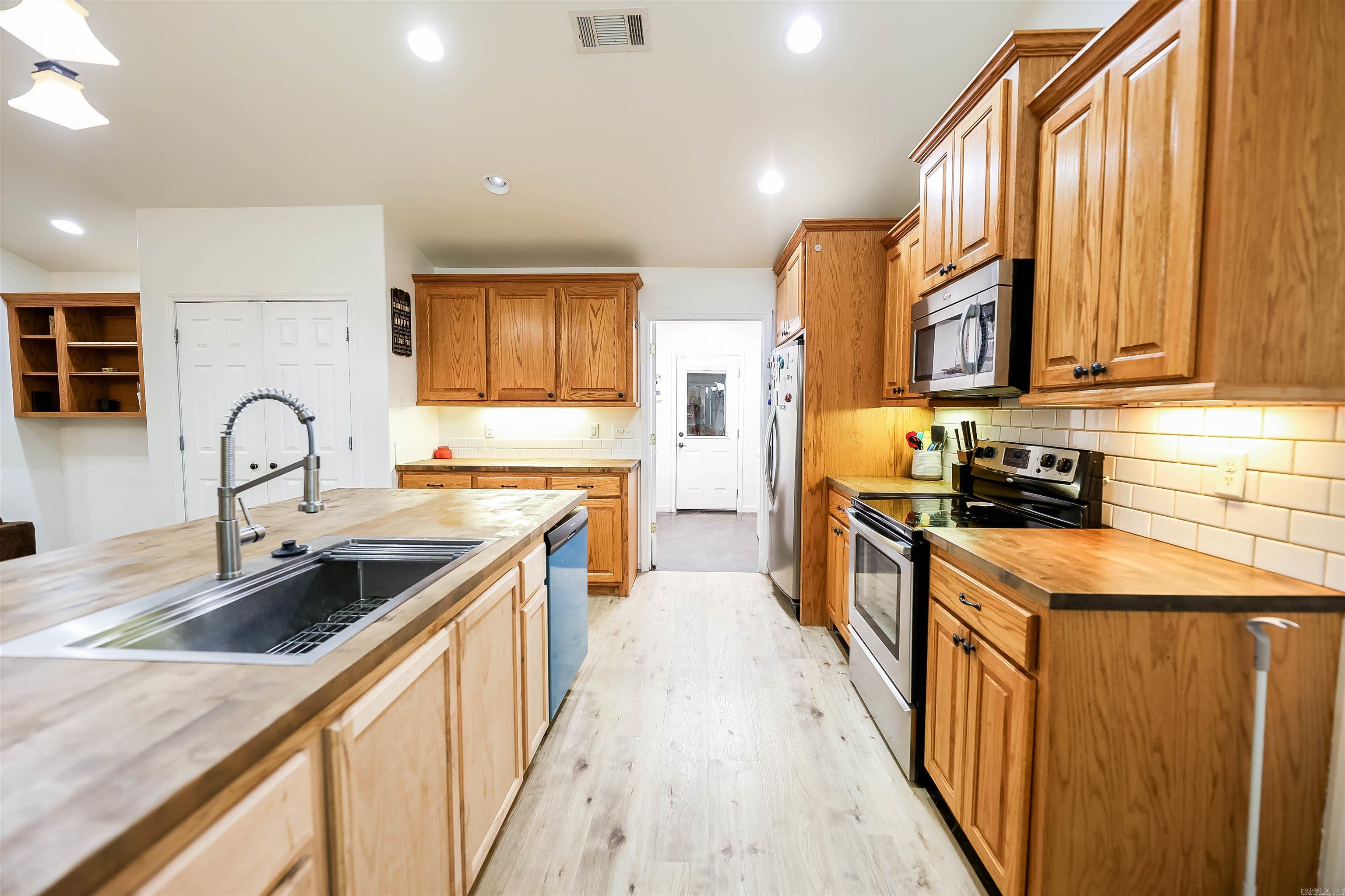 Dry Creek Estates - Residential