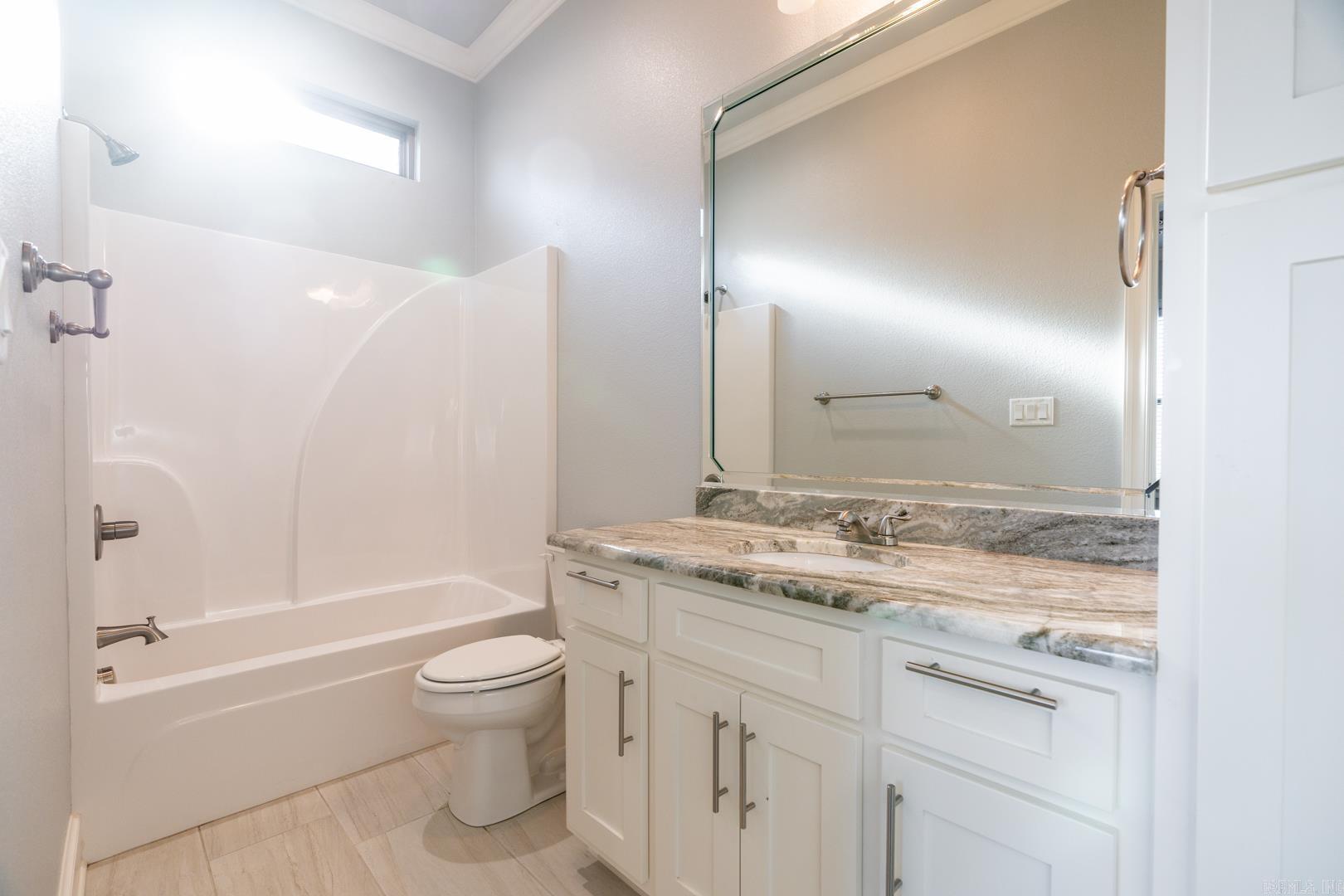 CHENAL VALLEY "ENSBURY PLACE" - Residential