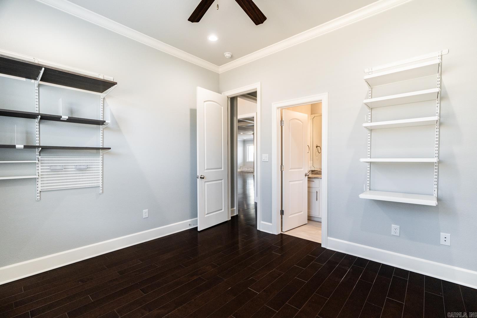 CHENAL VALLEY "ENSBURY PLACE" - Residential