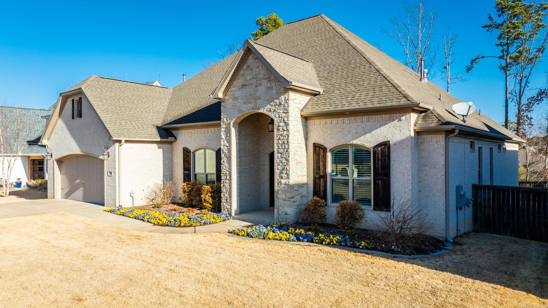 CHENAL VALLEY "ENSBURY PLACE" - Residential