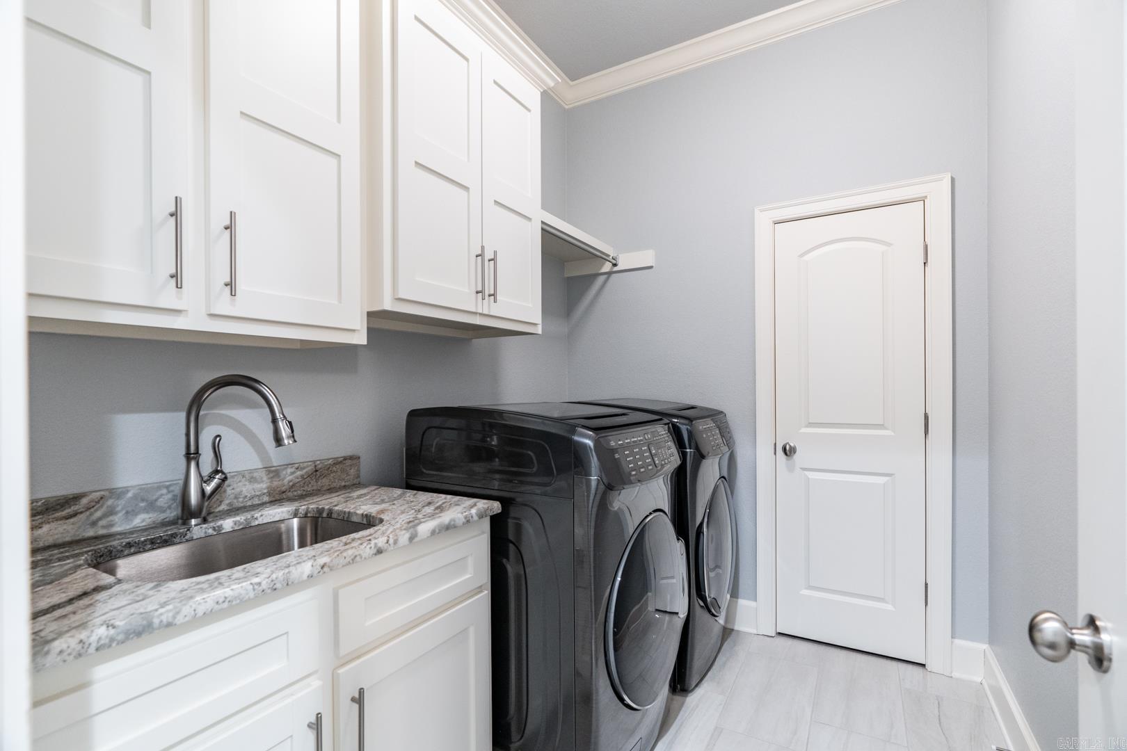 CHENAL VALLEY "ENSBURY PLACE" - Residential