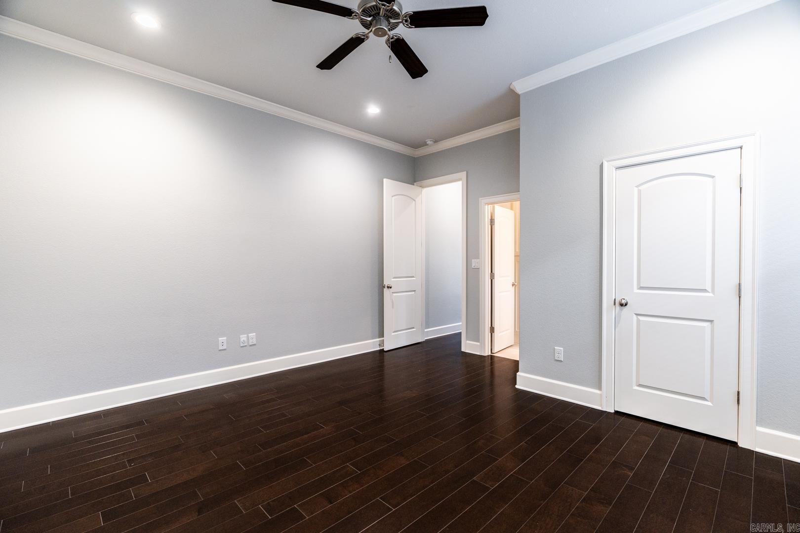 CHENAL VALLEY "ENSBURY PLACE" - Residential