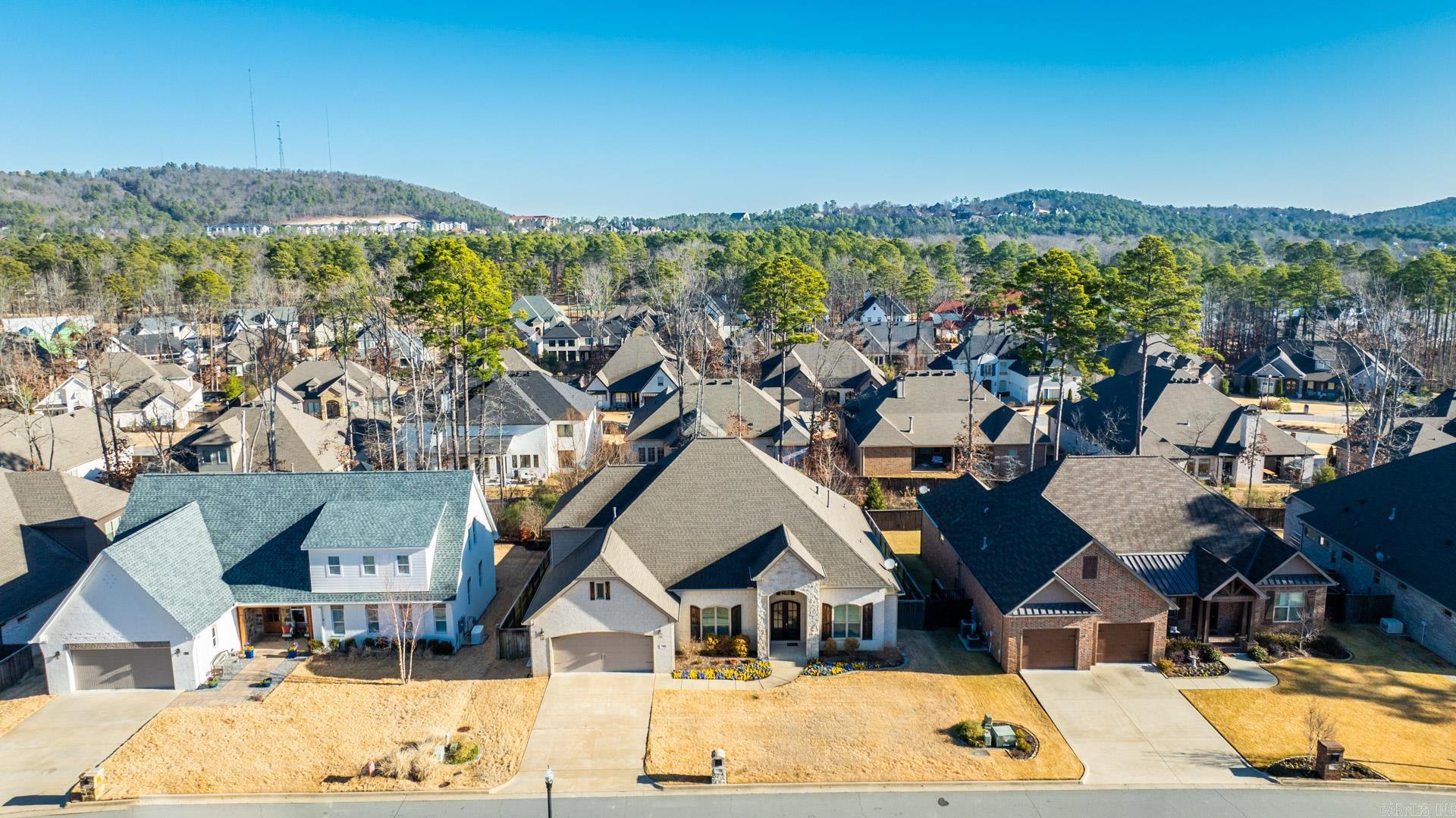 CHENAL VALLEY "ENSBURY PLACE" - Residential