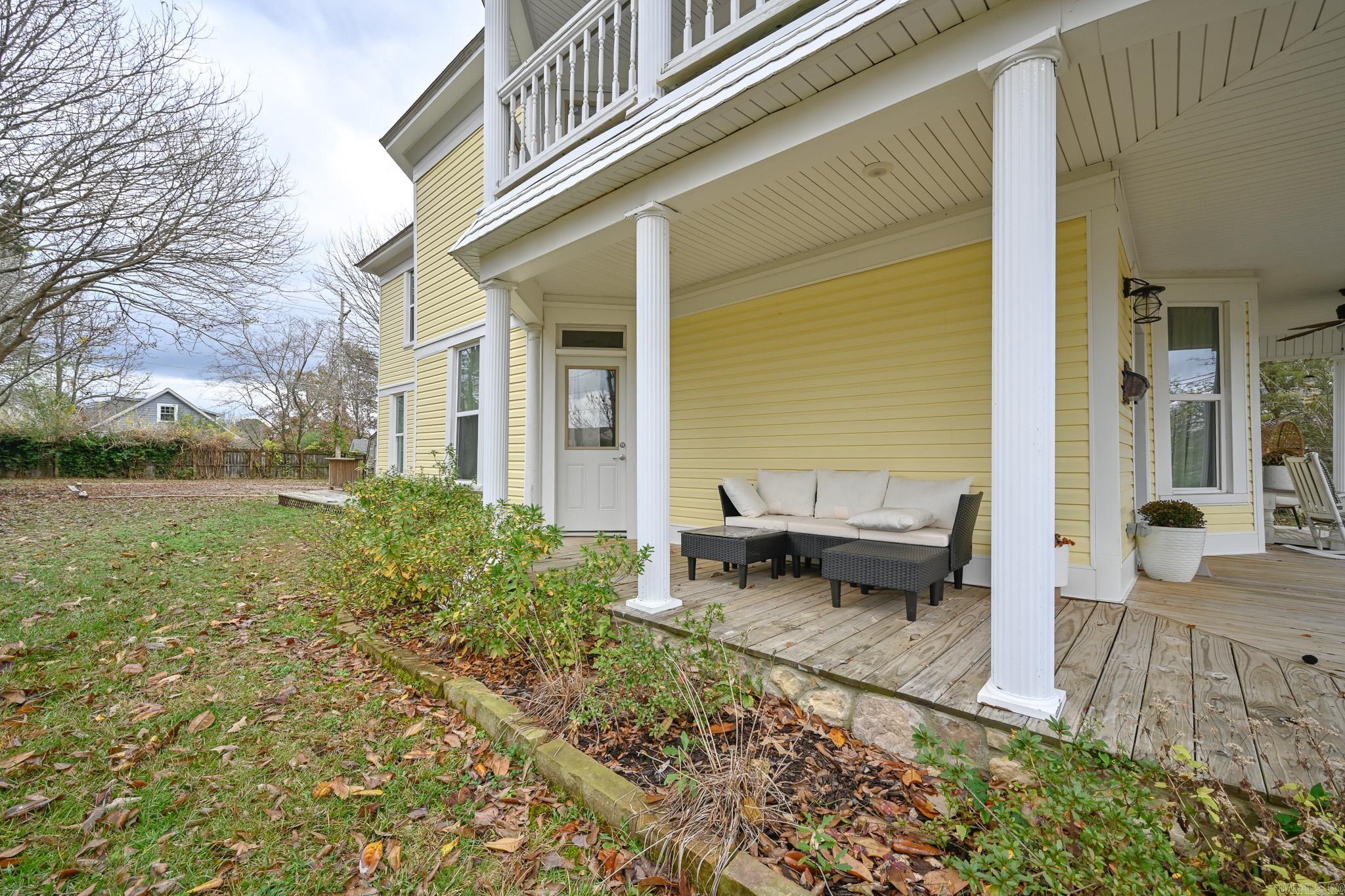 MENA ORIGINAL - Residential