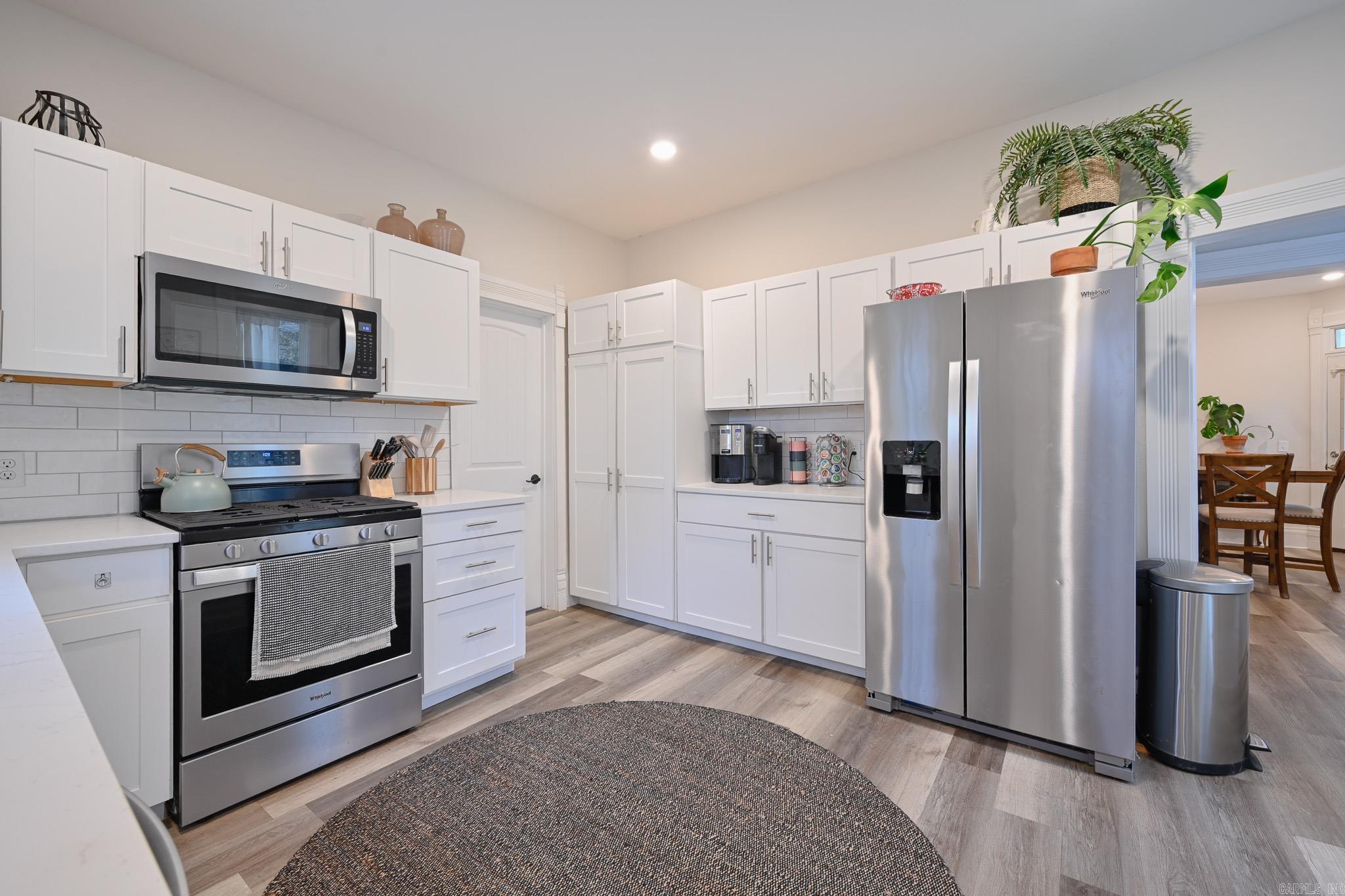 MENA ORIGINAL - Residential