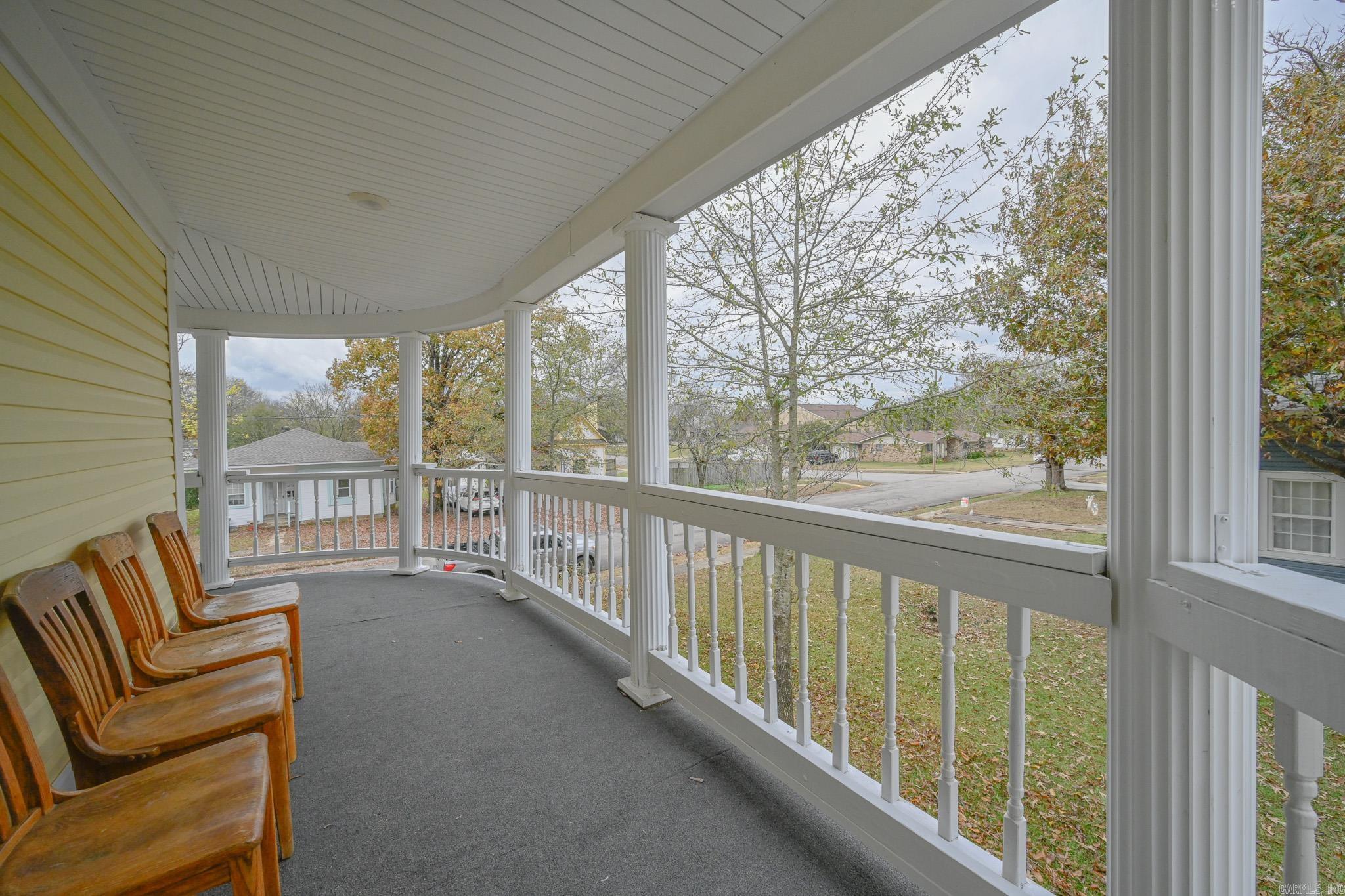 MENA ORIGINAL - Residential