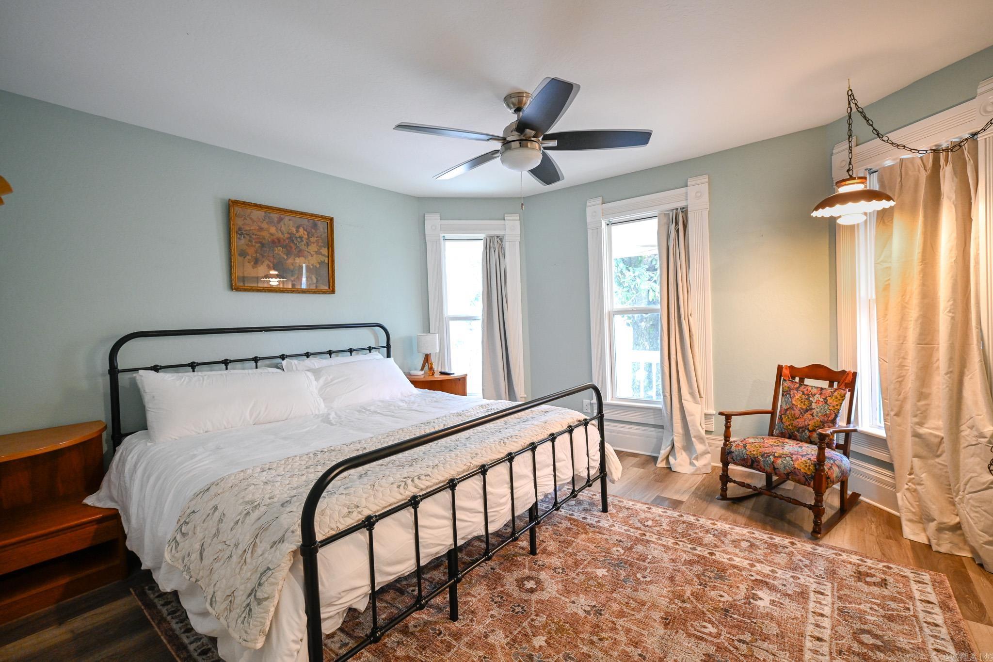 MENA ORIGINAL - Residential