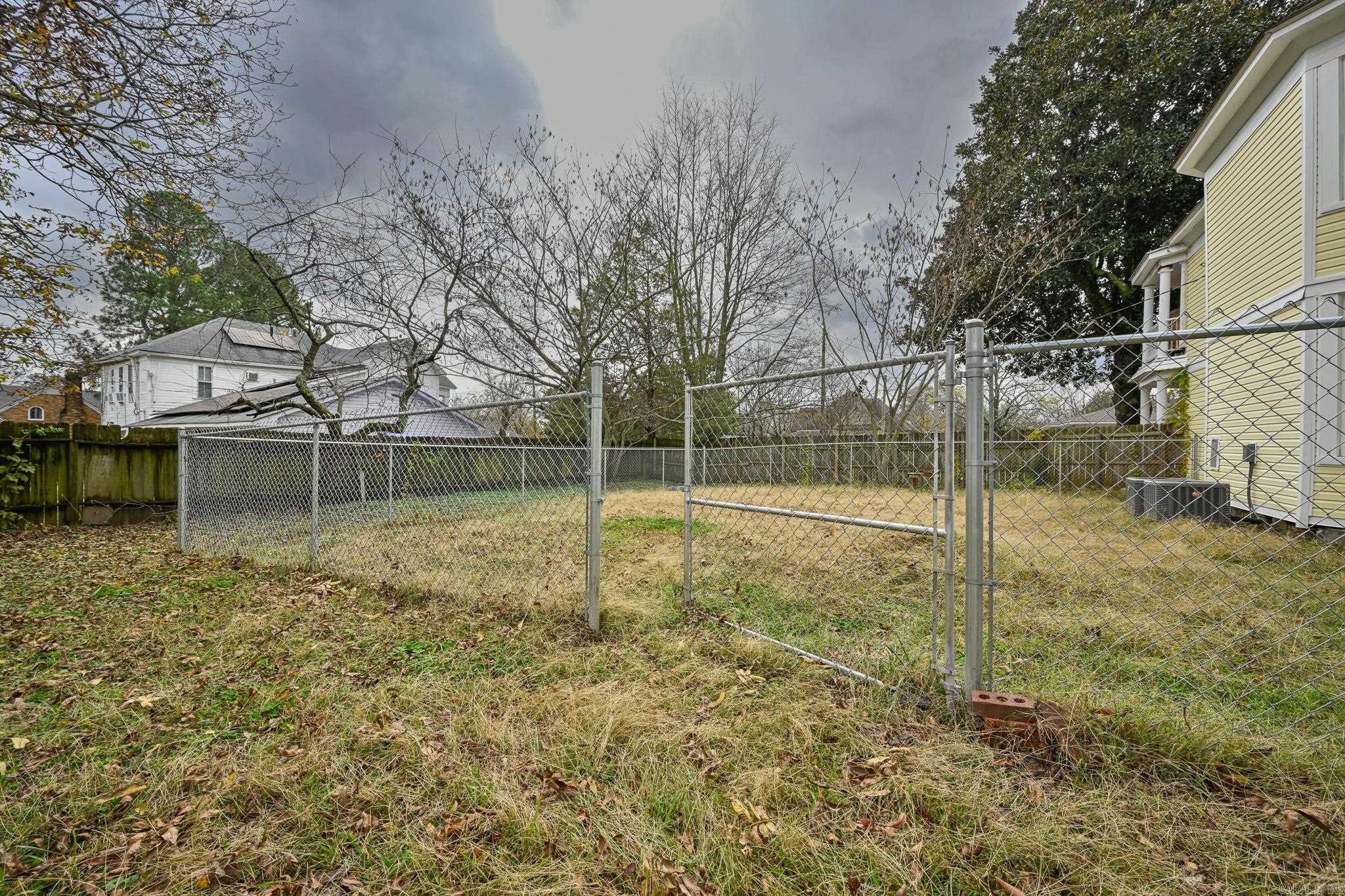 MENA ORIGINAL - Residential