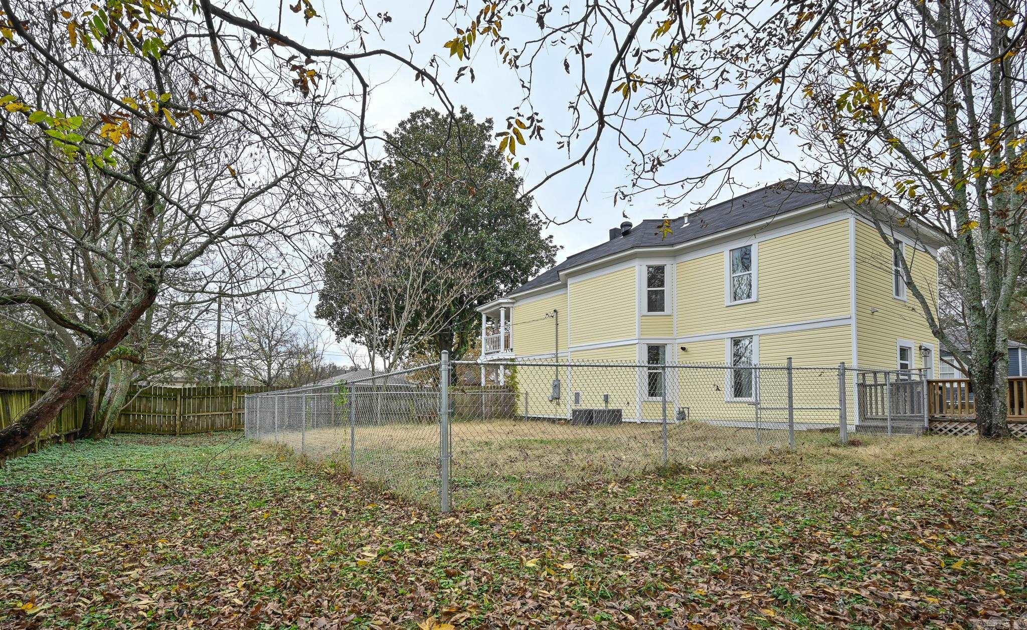 MENA ORIGINAL - Residential