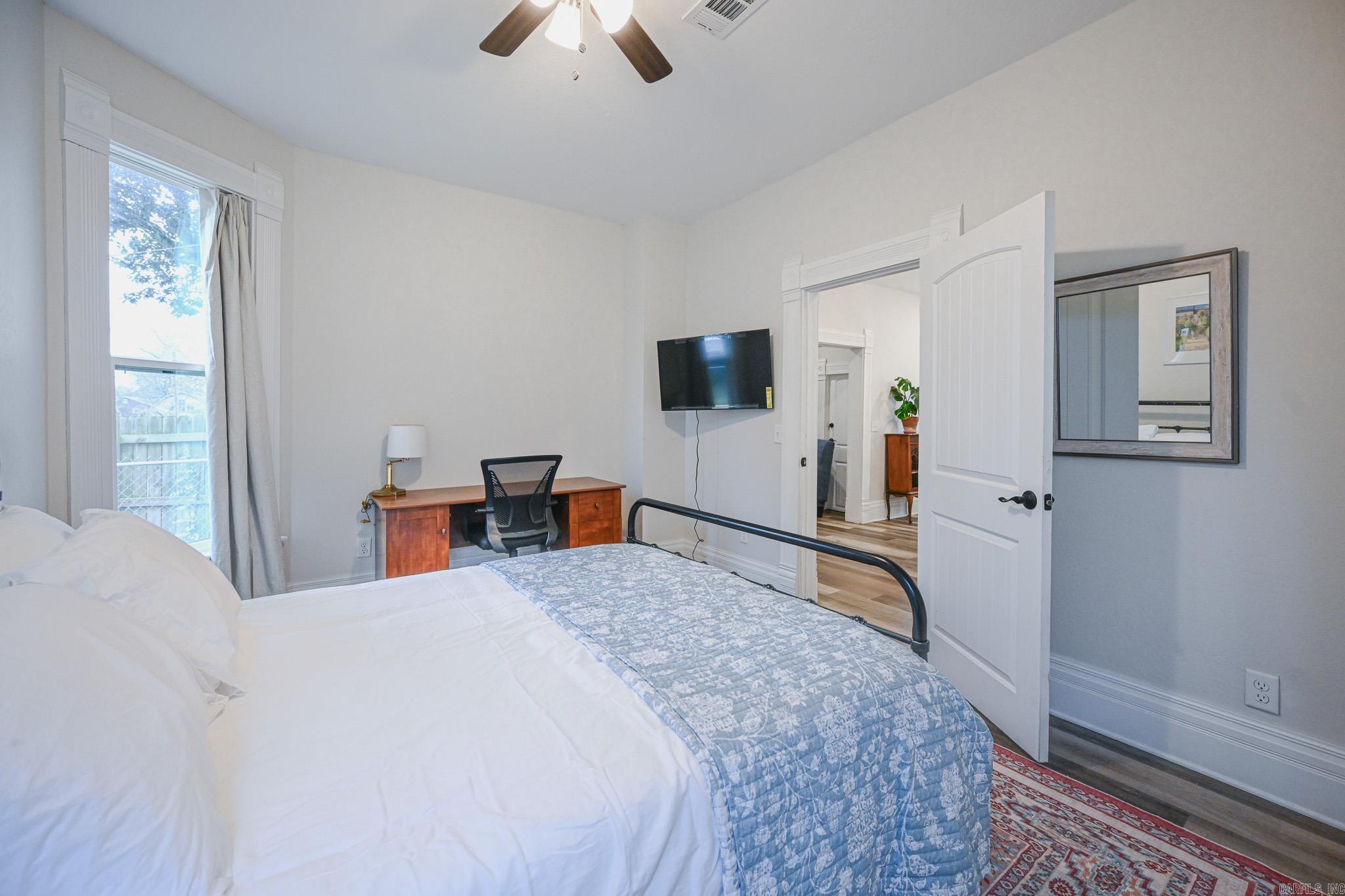 MENA ORIGINAL - Residential