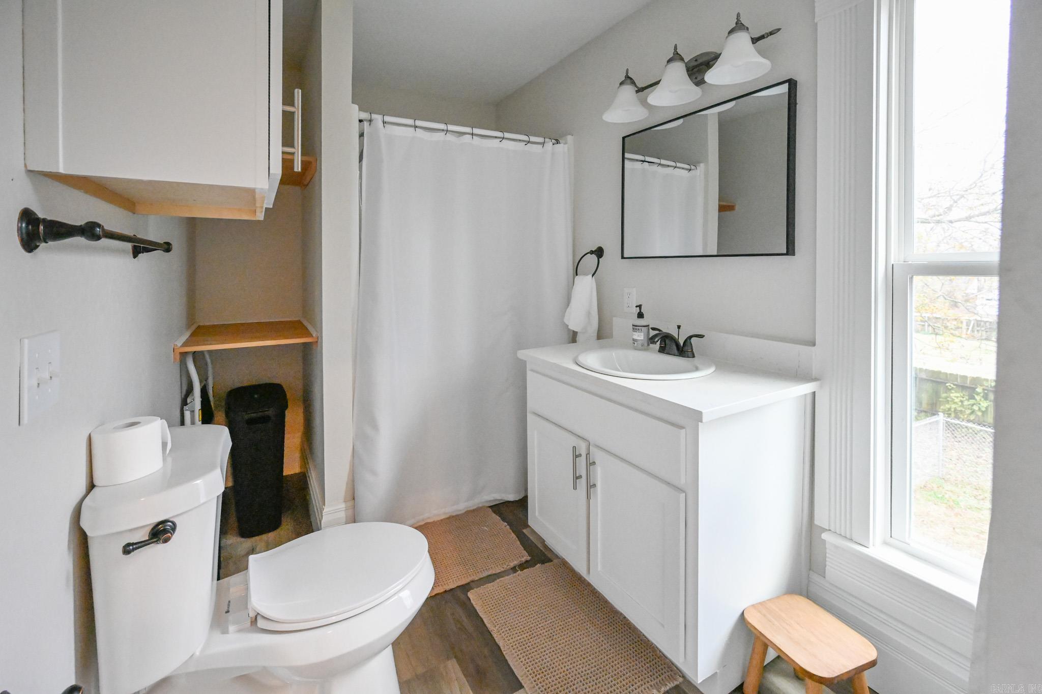 MENA ORIGINAL - Residential