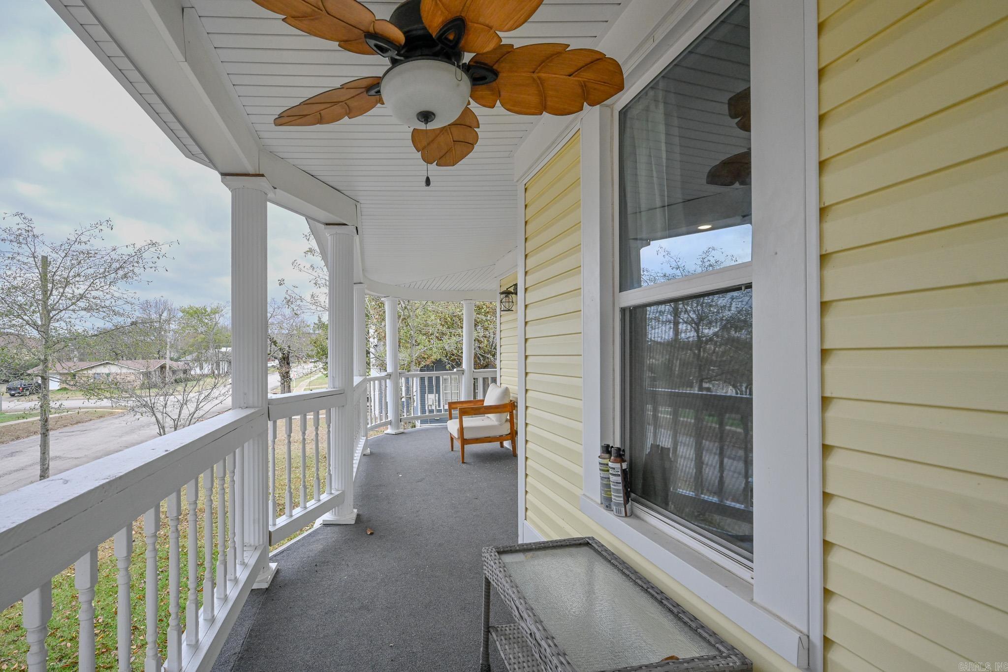 MENA ORIGINAL - Residential