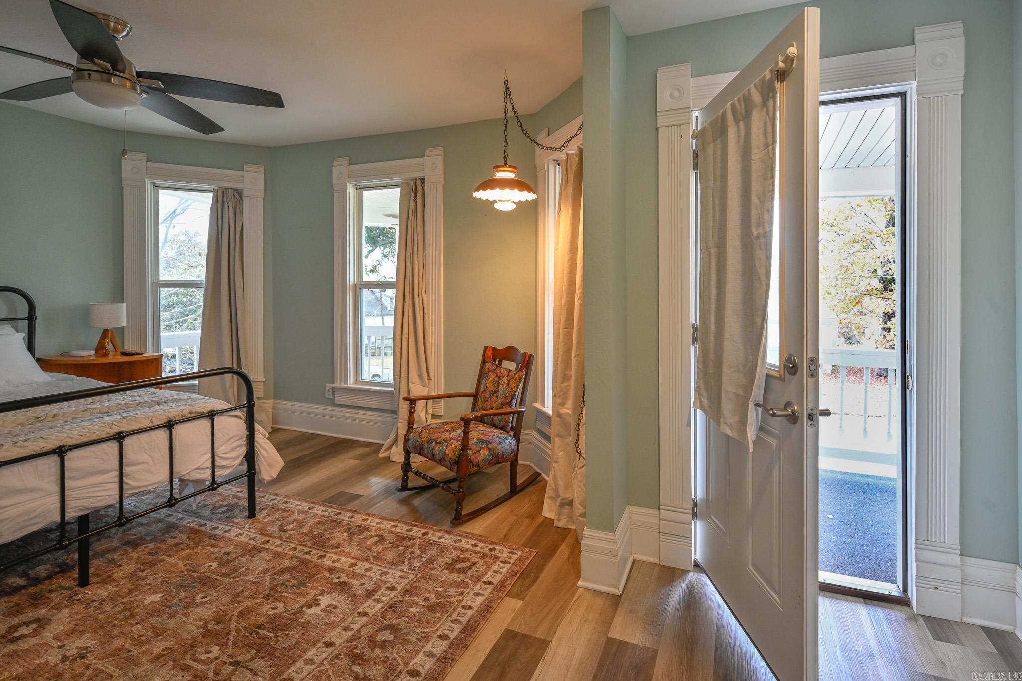 MENA ORIGINAL - Residential