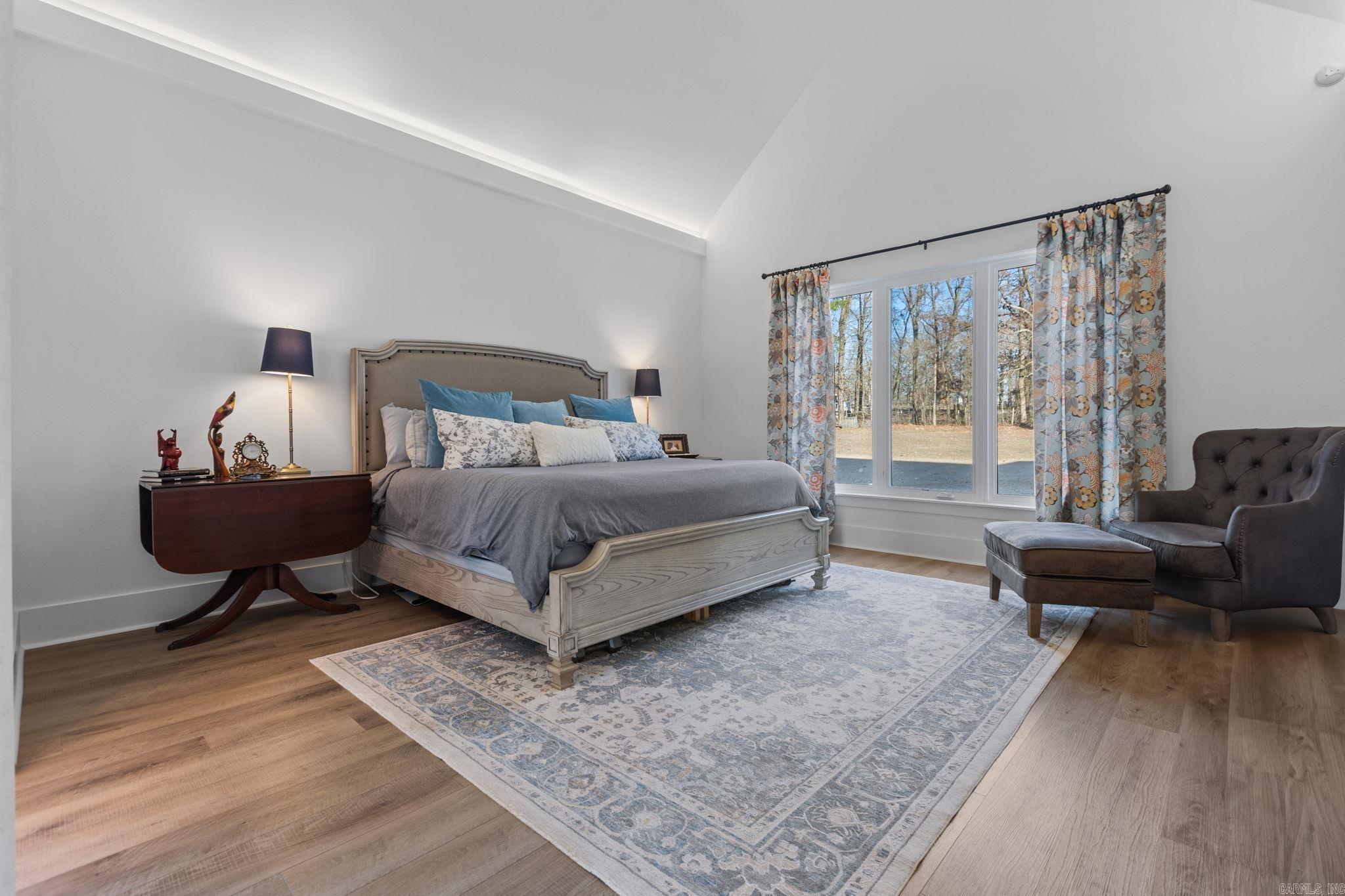 THE STABLES - Residential