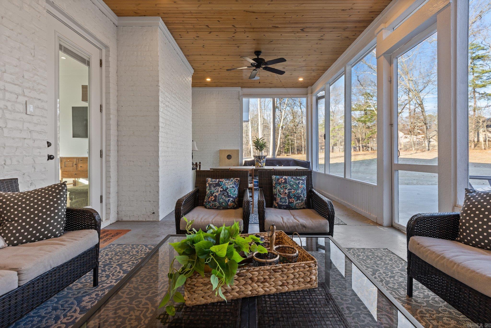 THE STABLES - Residential