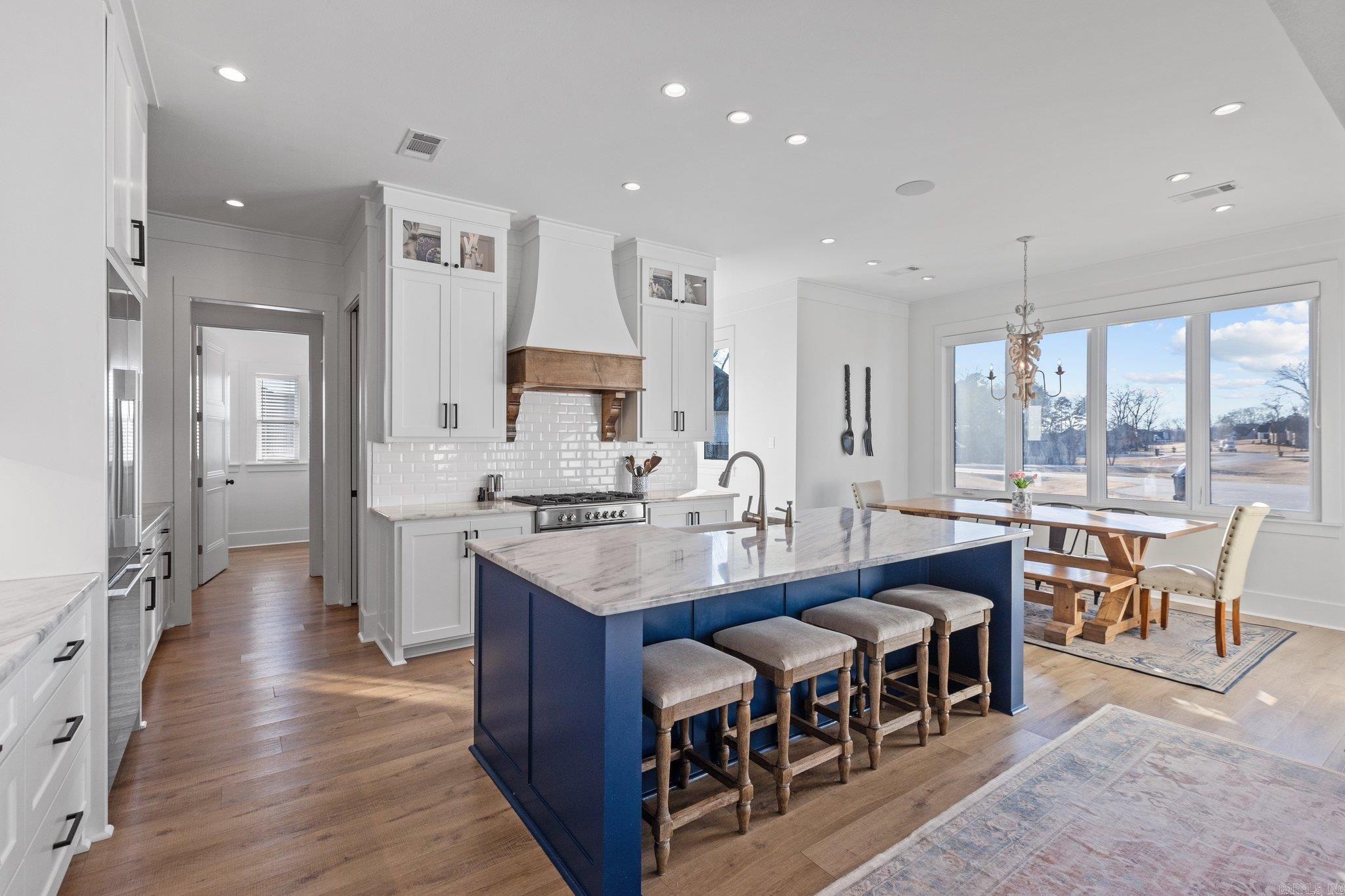 THE STABLES - Residential