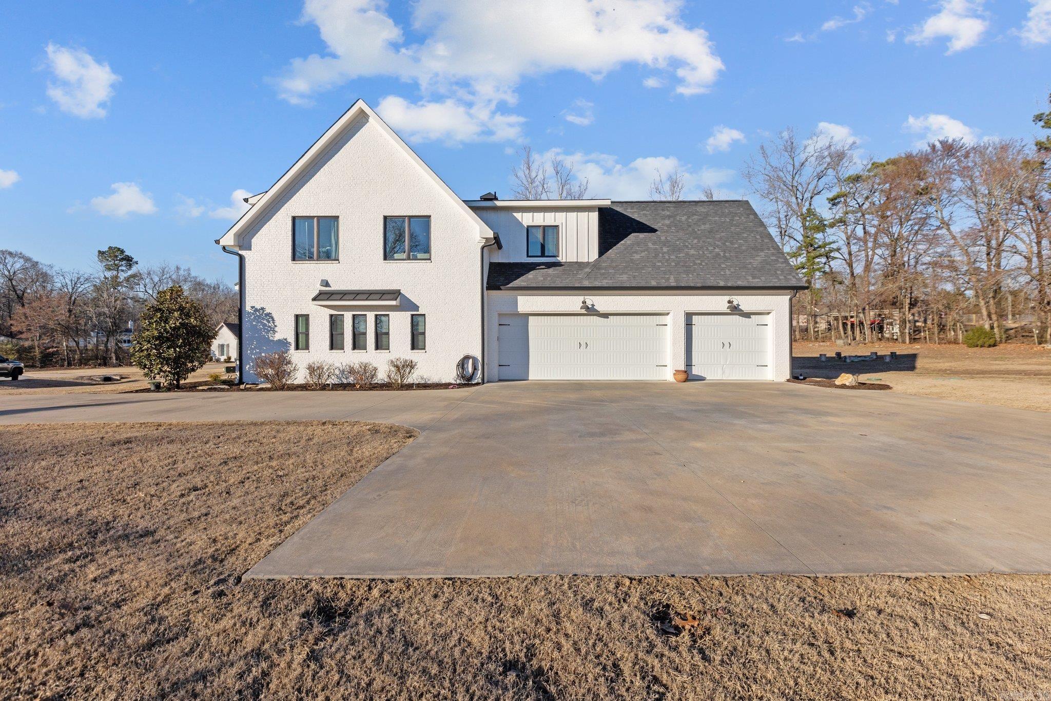 THE STABLES - Residential