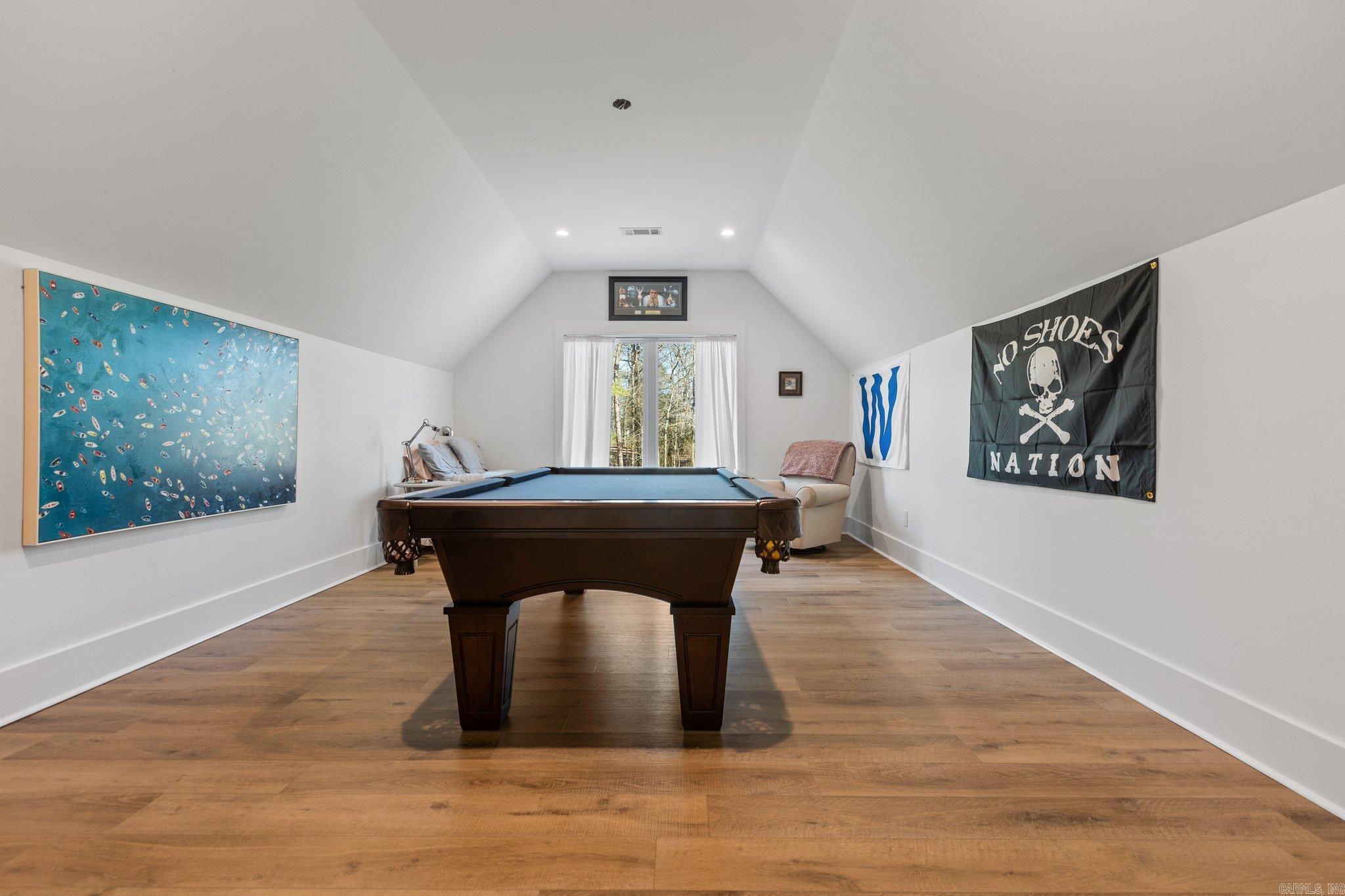 THE STABLES - Residential