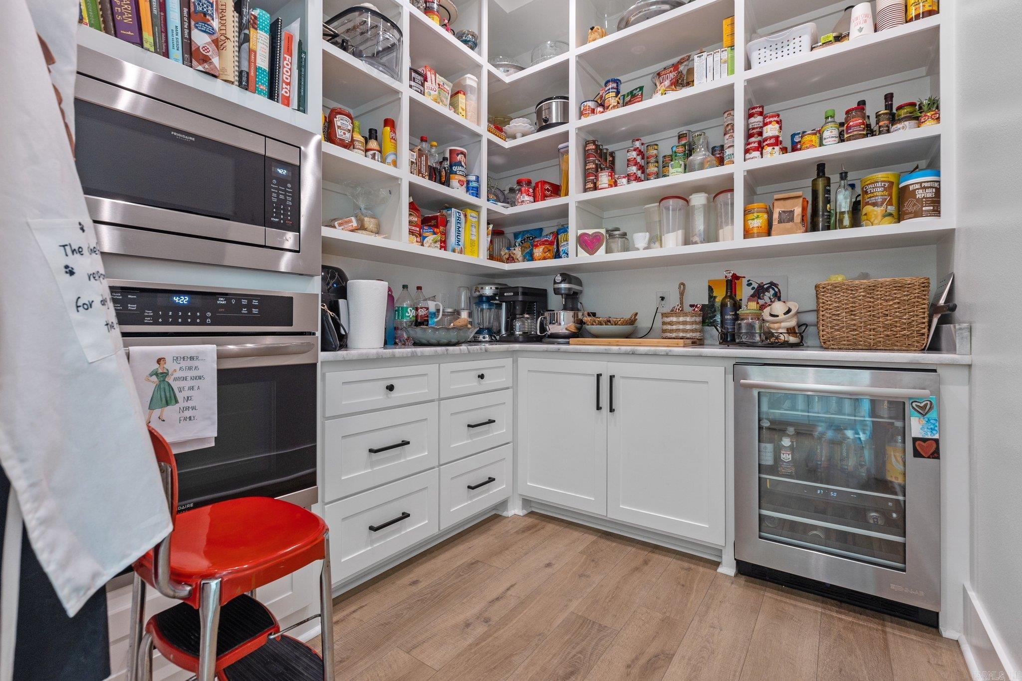 THE STABLES - Residential