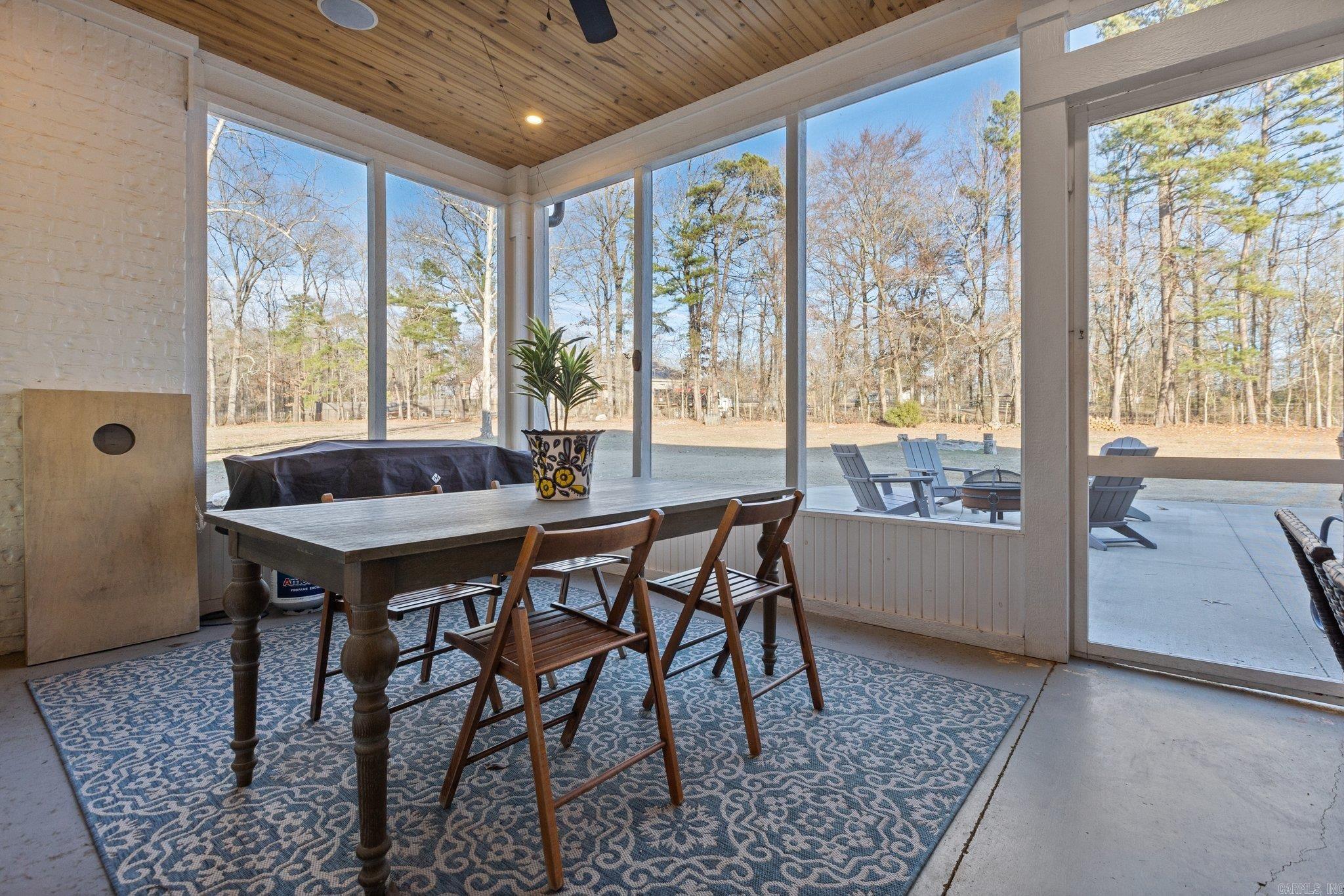 THE STABLES - Residential